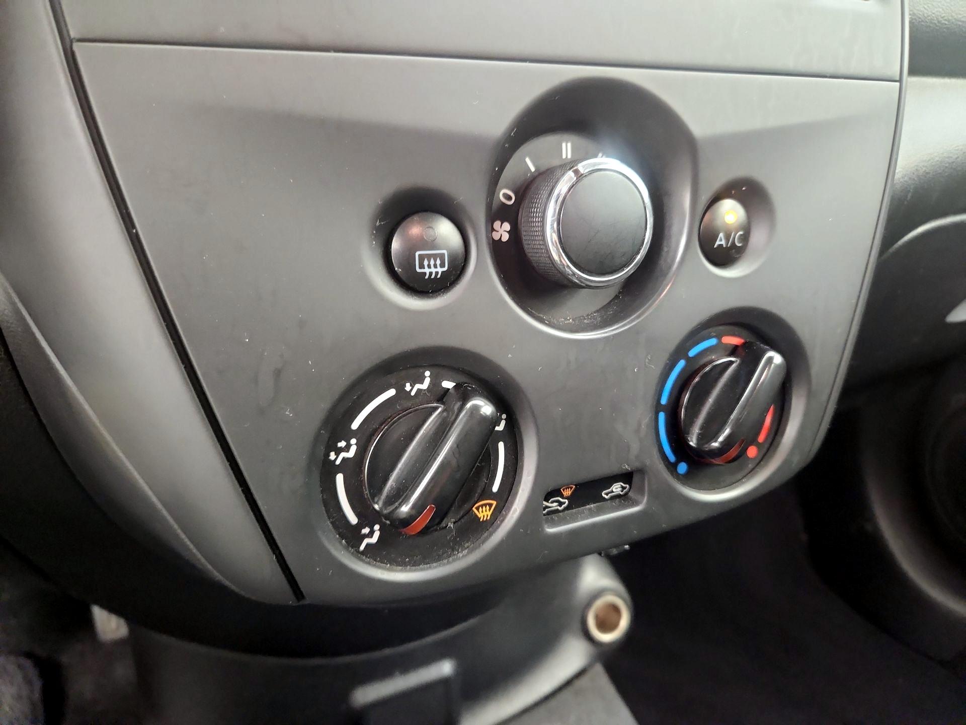 Thumbnail: 2017 Nissan Versa - 15