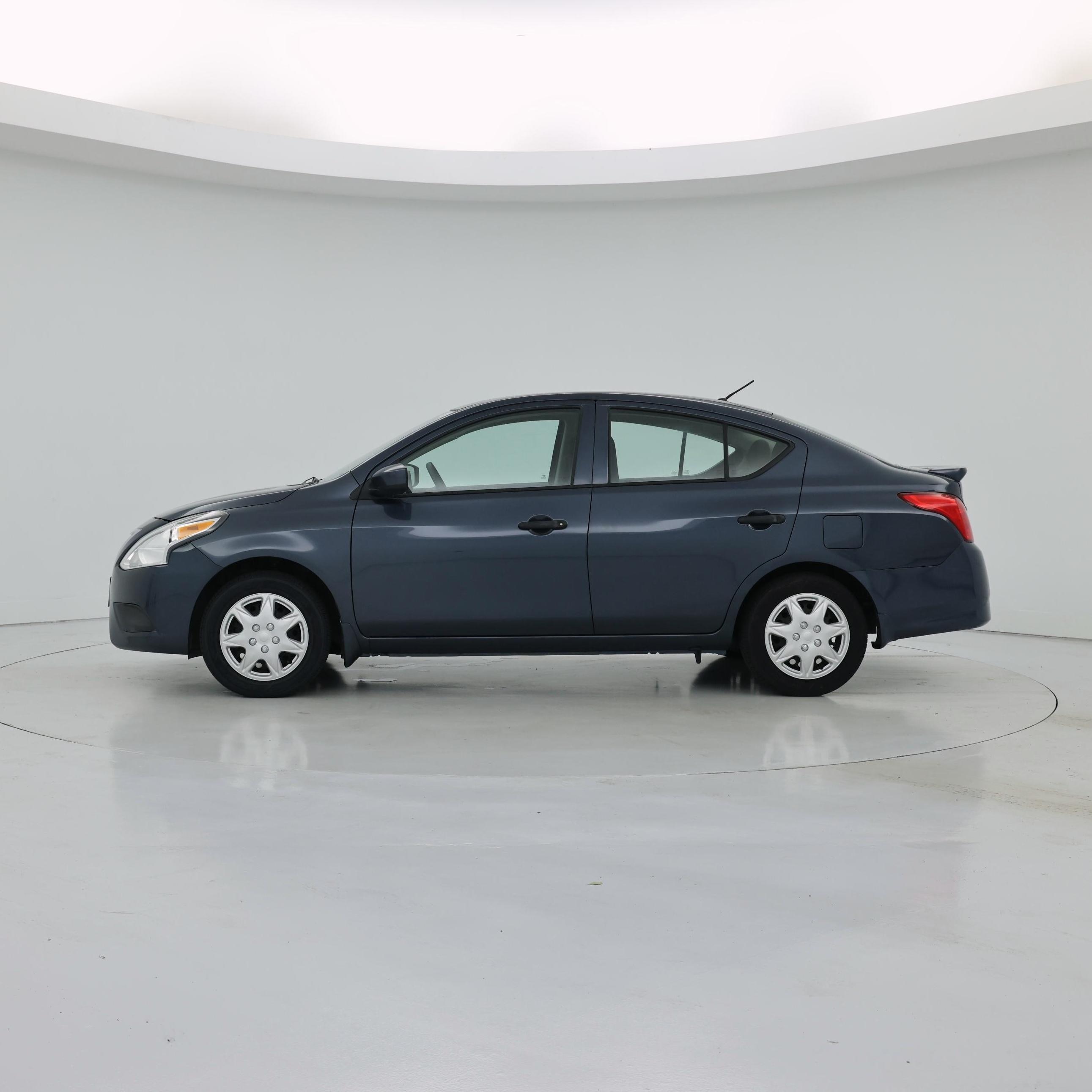 Thumbnail: 2017 Nissan Versa - 3