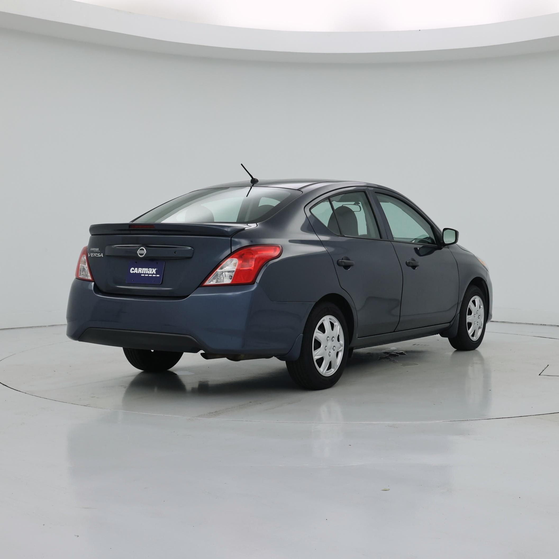 Thumbnail: 2017 Nissan Versa - 8