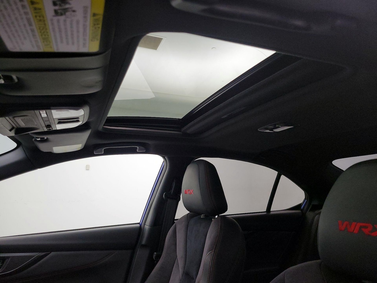 Sunroof(s) & Overhead Airbags