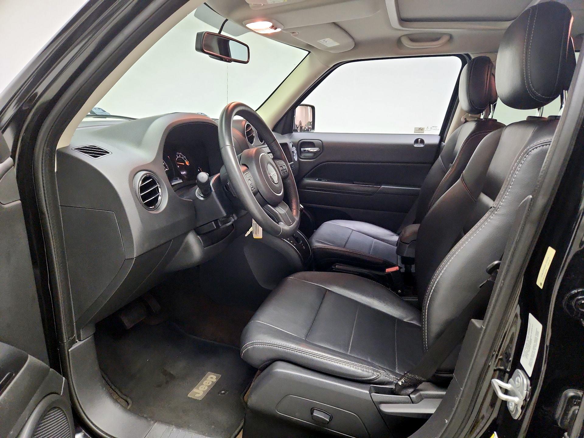 Thumbnail: 2014 Jeep Patriot - 9