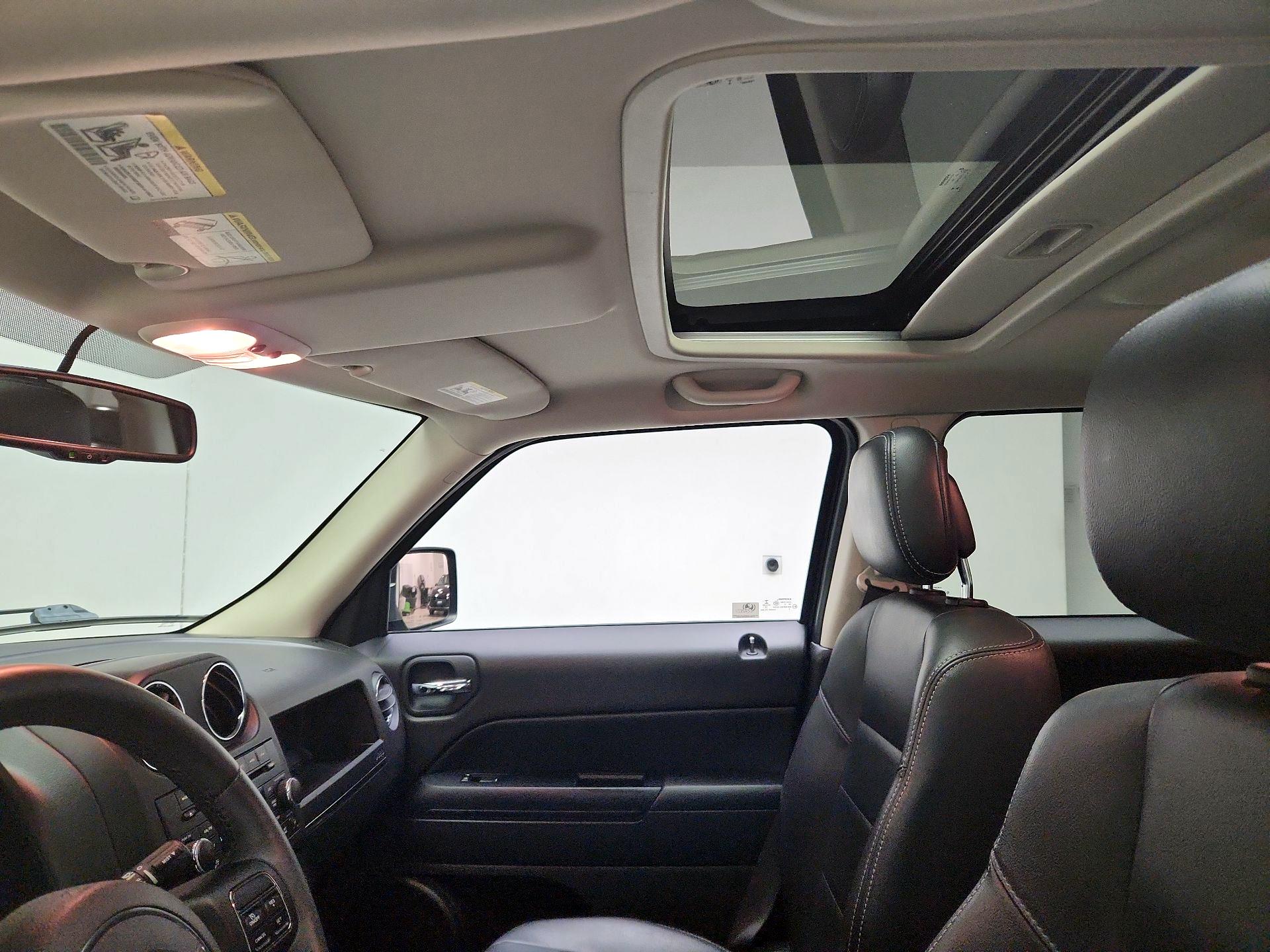 Thumbnail: 2014 Jeep Patriot - 14