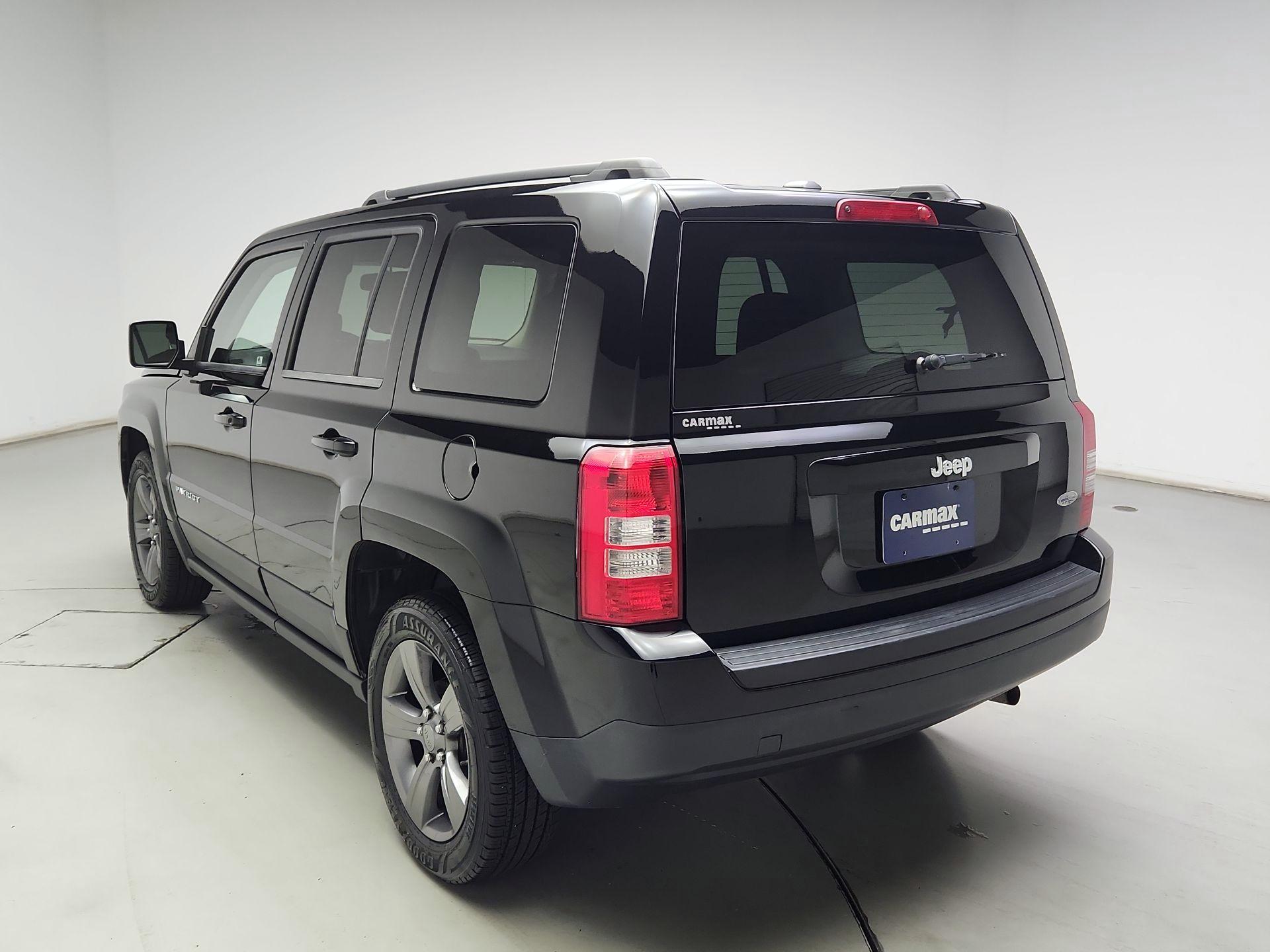 Thumbnail: 2014 Jeep Patriot - 7