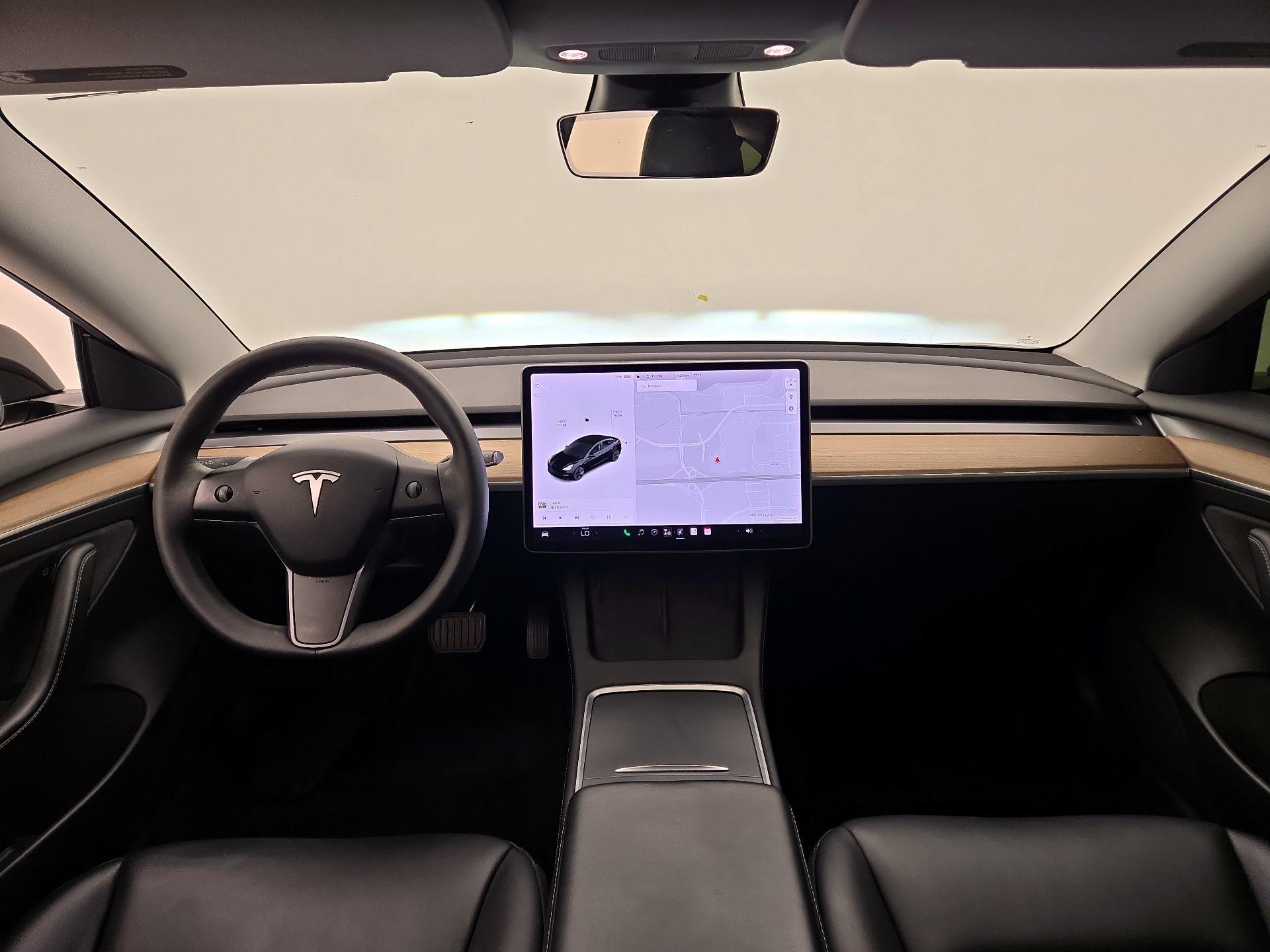 Thumbnail: 2021 Tesla Model 3 - 9