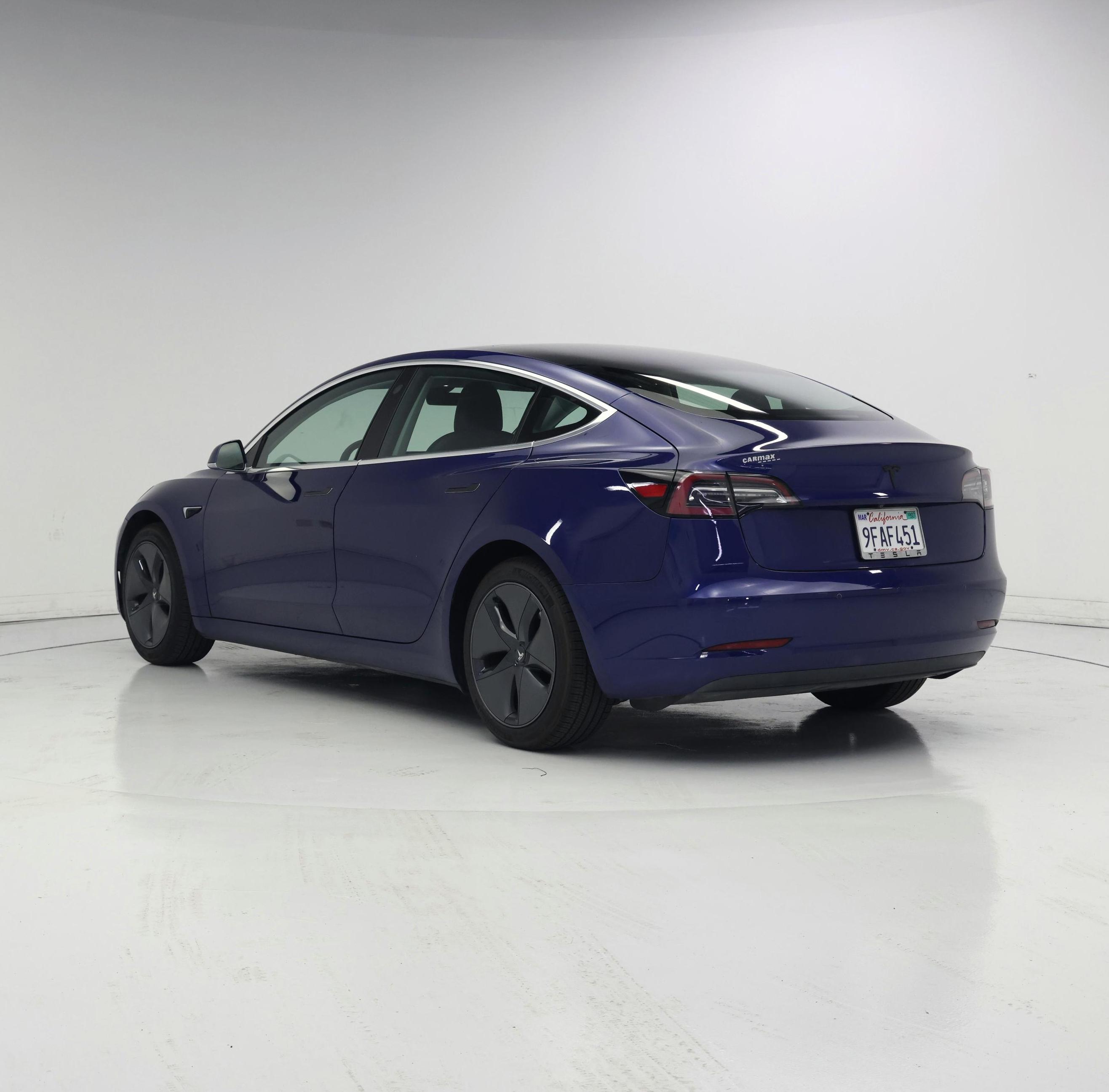 Thumbnail: 2019 Tesla Model 3 - 2