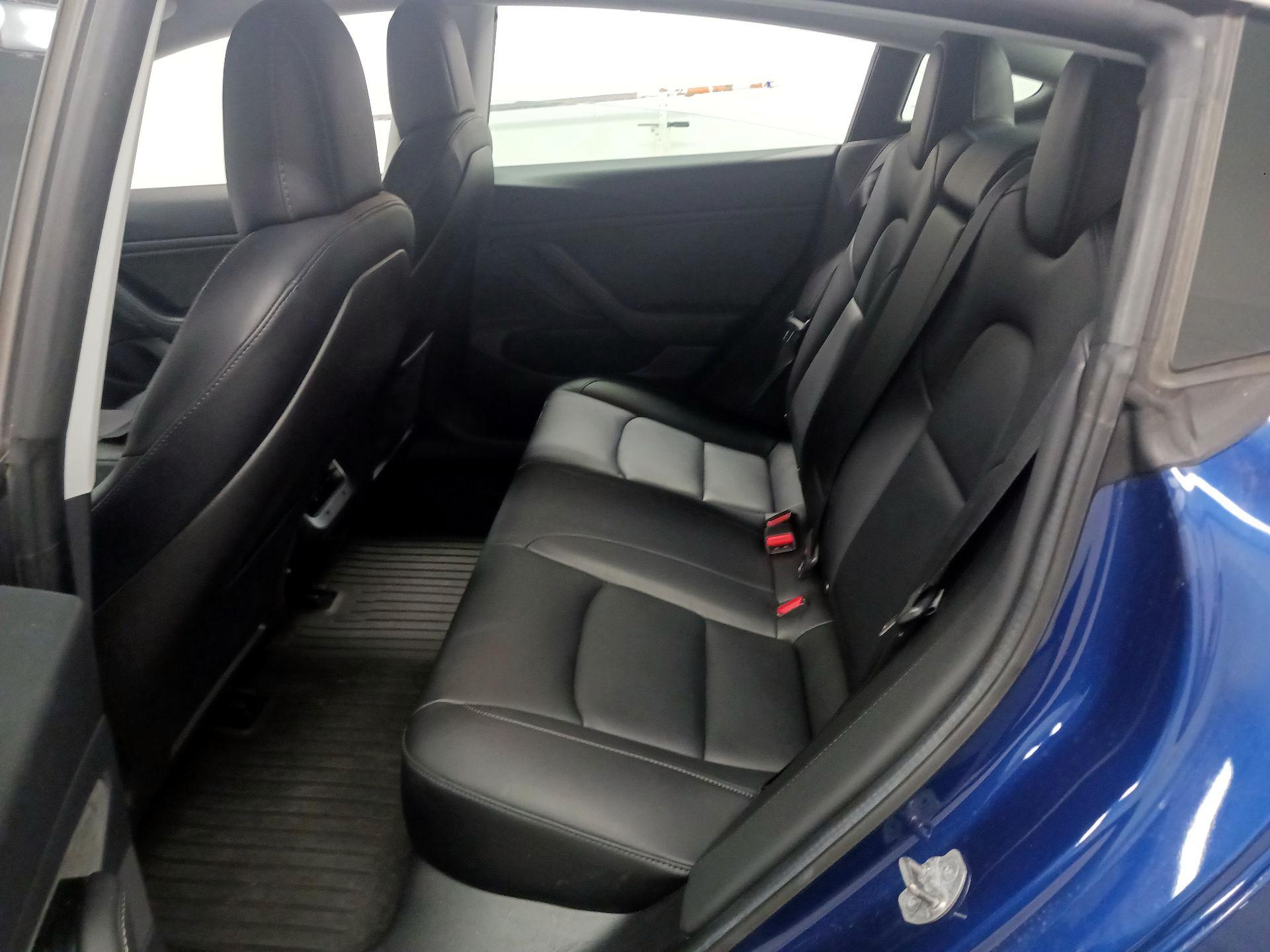 Thumbnail: 2019 Tesla Model 3 - 19