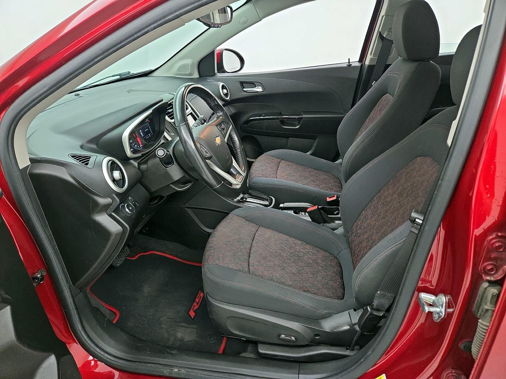 Thumbnail: 2017 Chevrolet Sonic - 11
