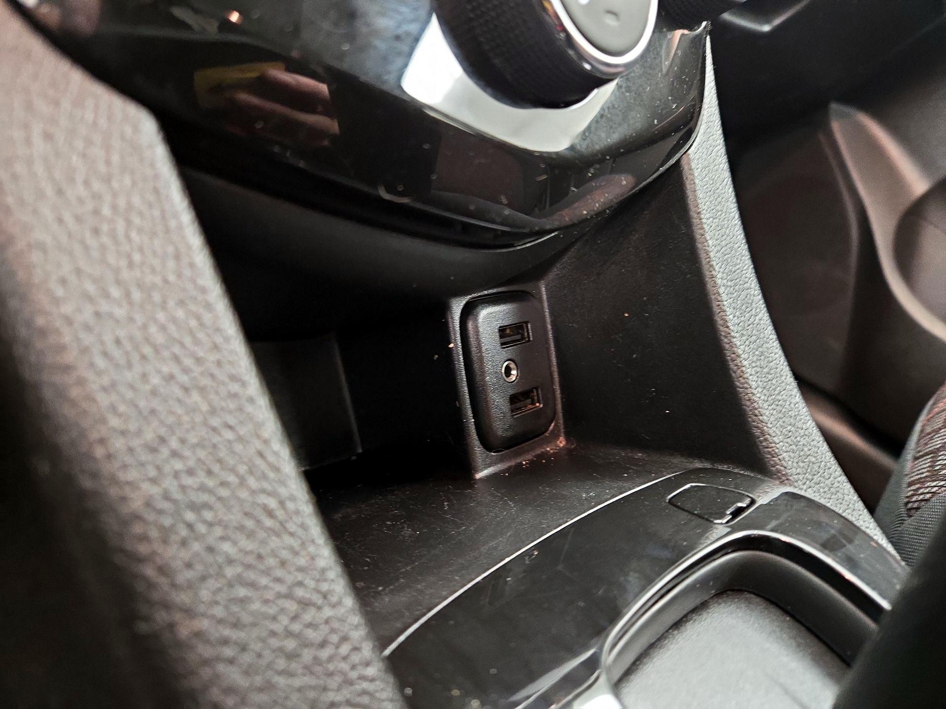 Thumbnail: 2017 Chevrolet Sonic - 18