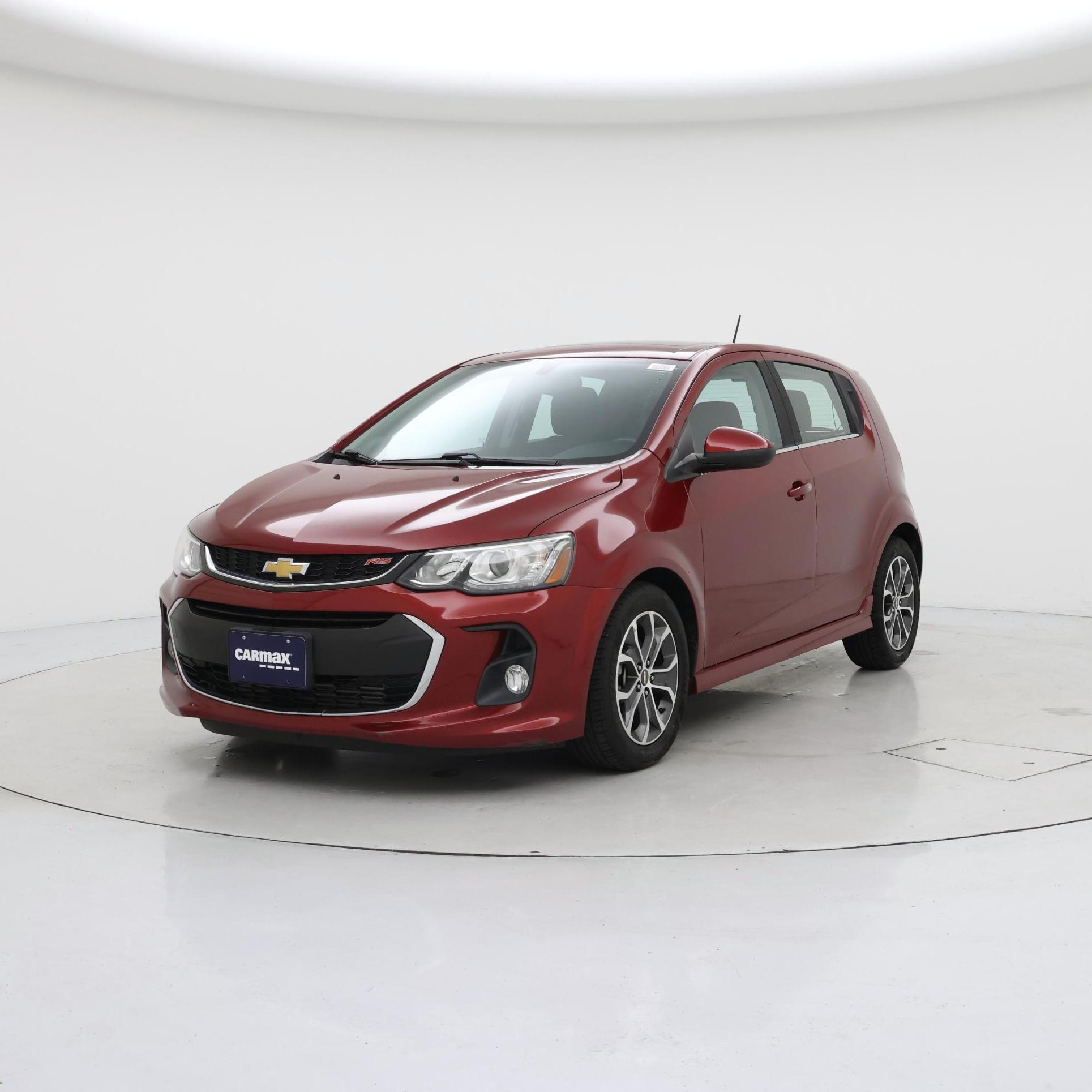 Thumbnail: 2017 Chevrolet Sonic - 4