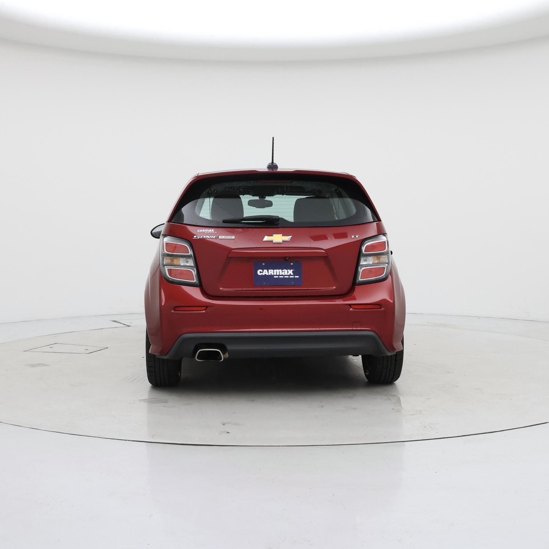Thumbnail: 2017 Chevrolet Sonic - 6