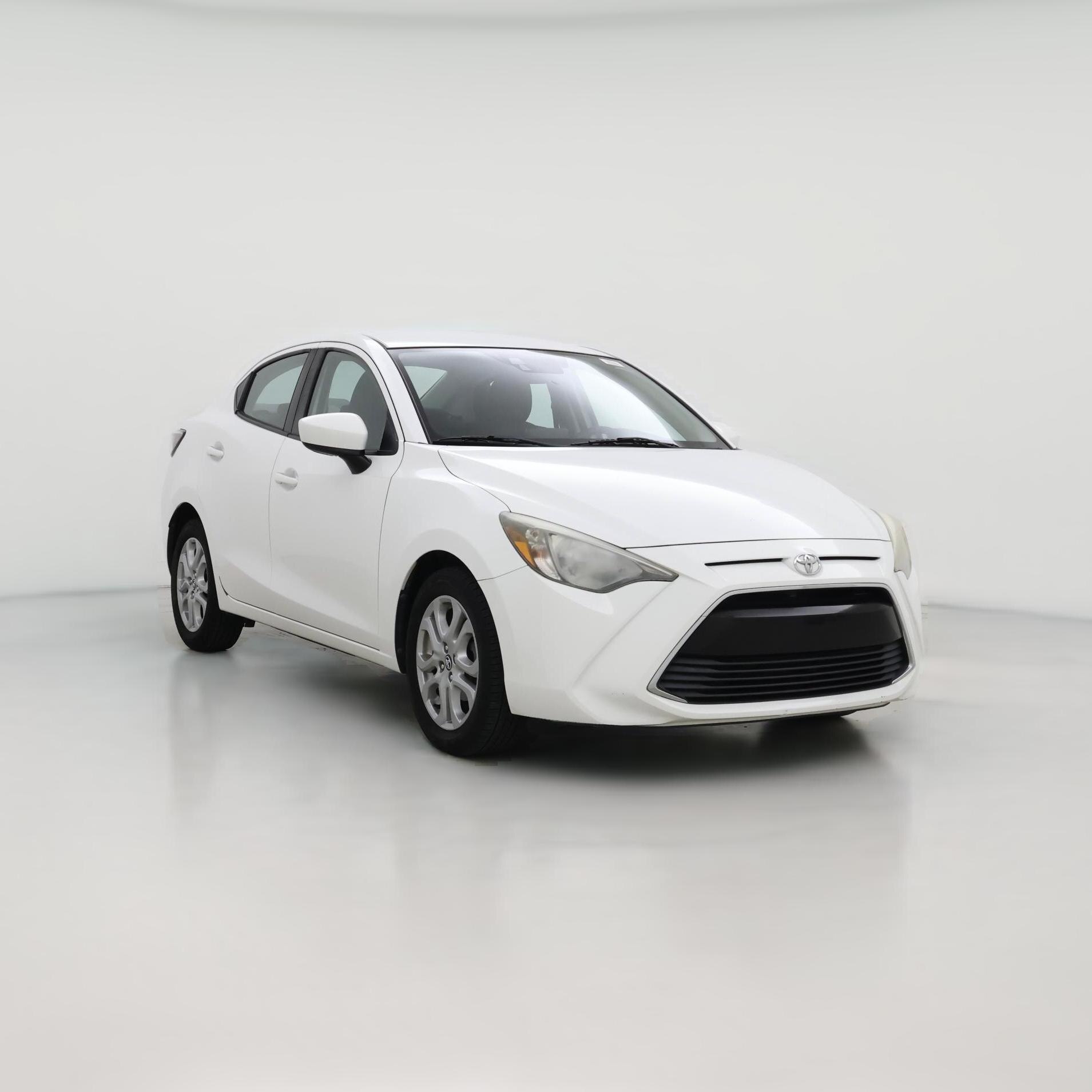 Thumbnail: 2018 Toyota Yaris iA - 1
