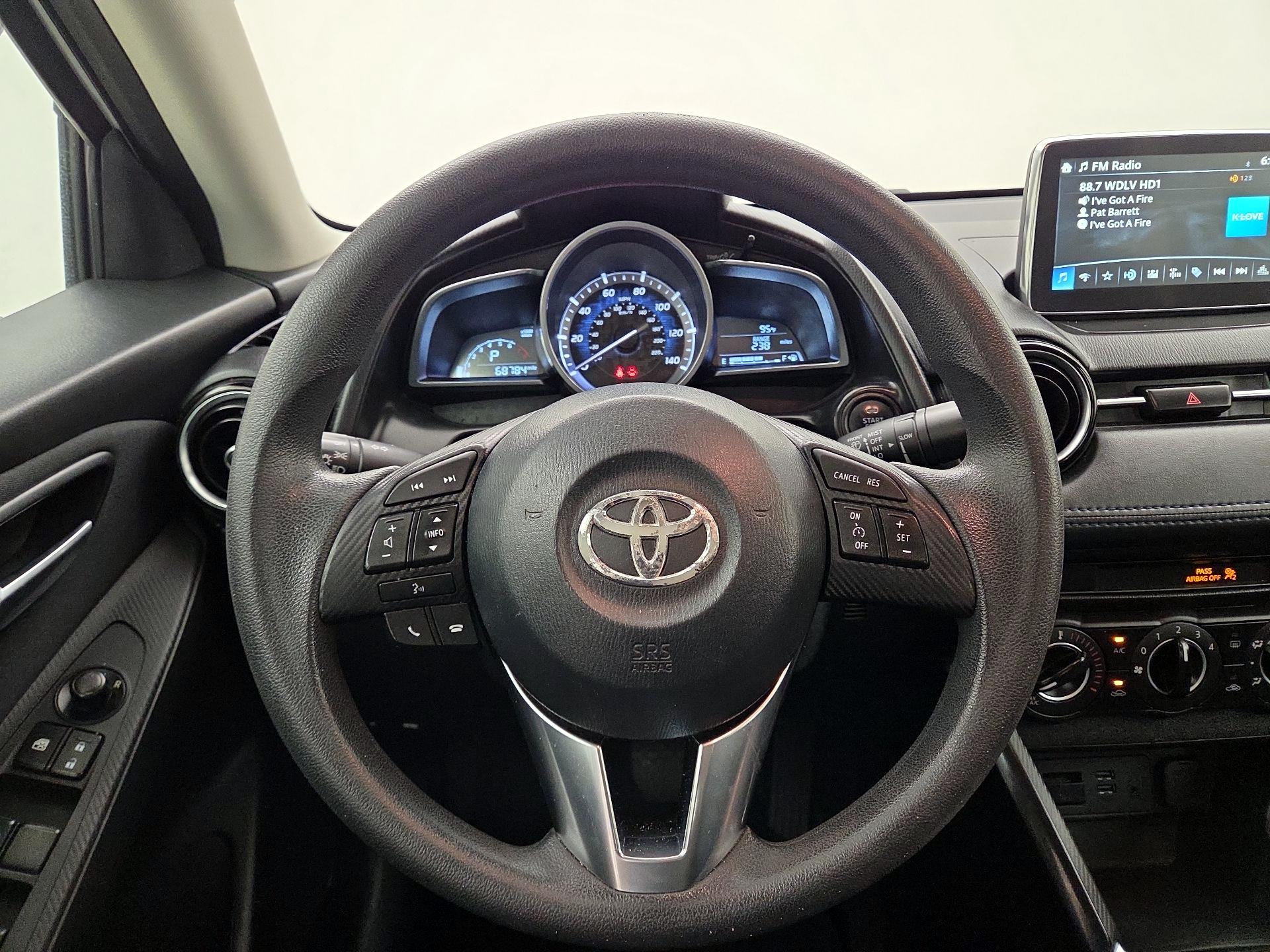 Thumbnail: 2018 Toyota Yaris iA - 9