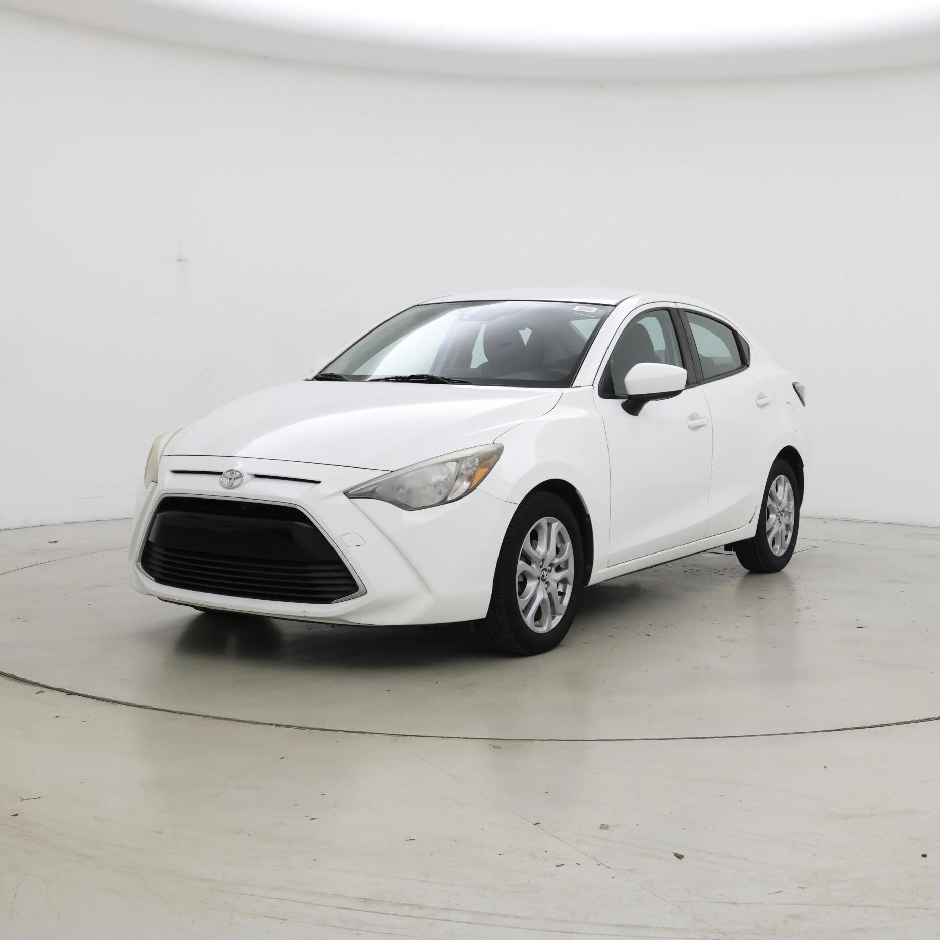 Thumbnail: 2018 Toyota Yaris iA - 4