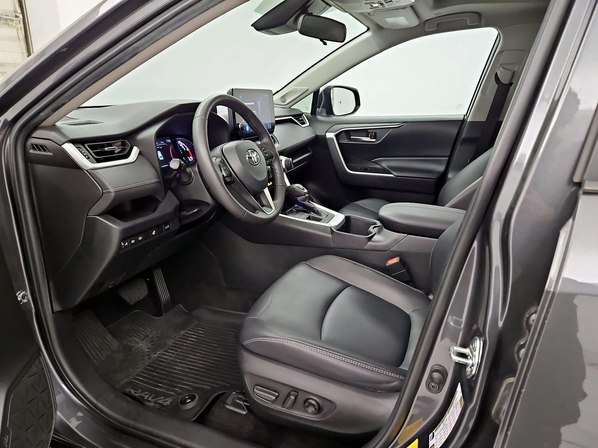 Thumbnail: 2023 Toyota RAV4 - 11