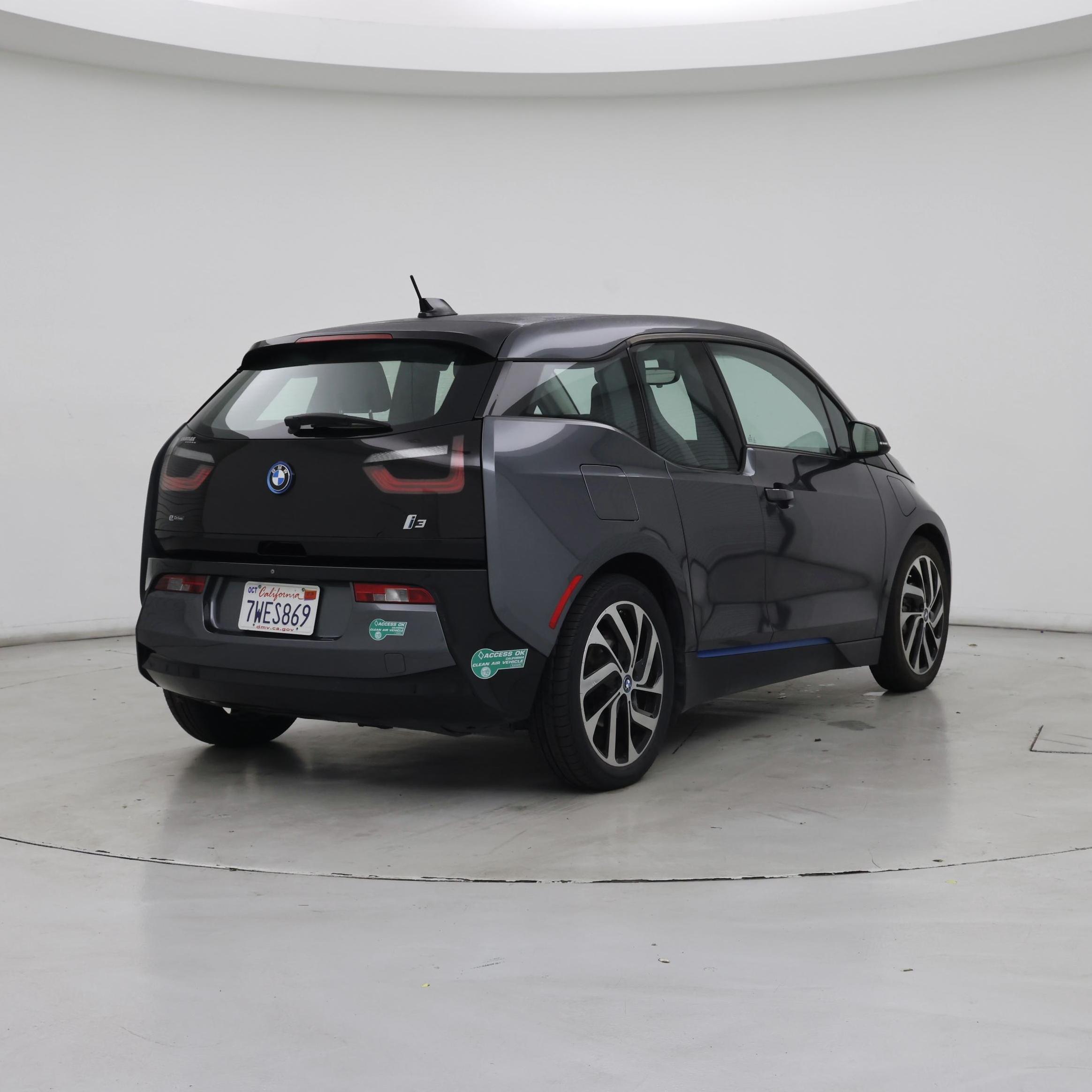 Thumbnail: 2017 BMW i3 - 8