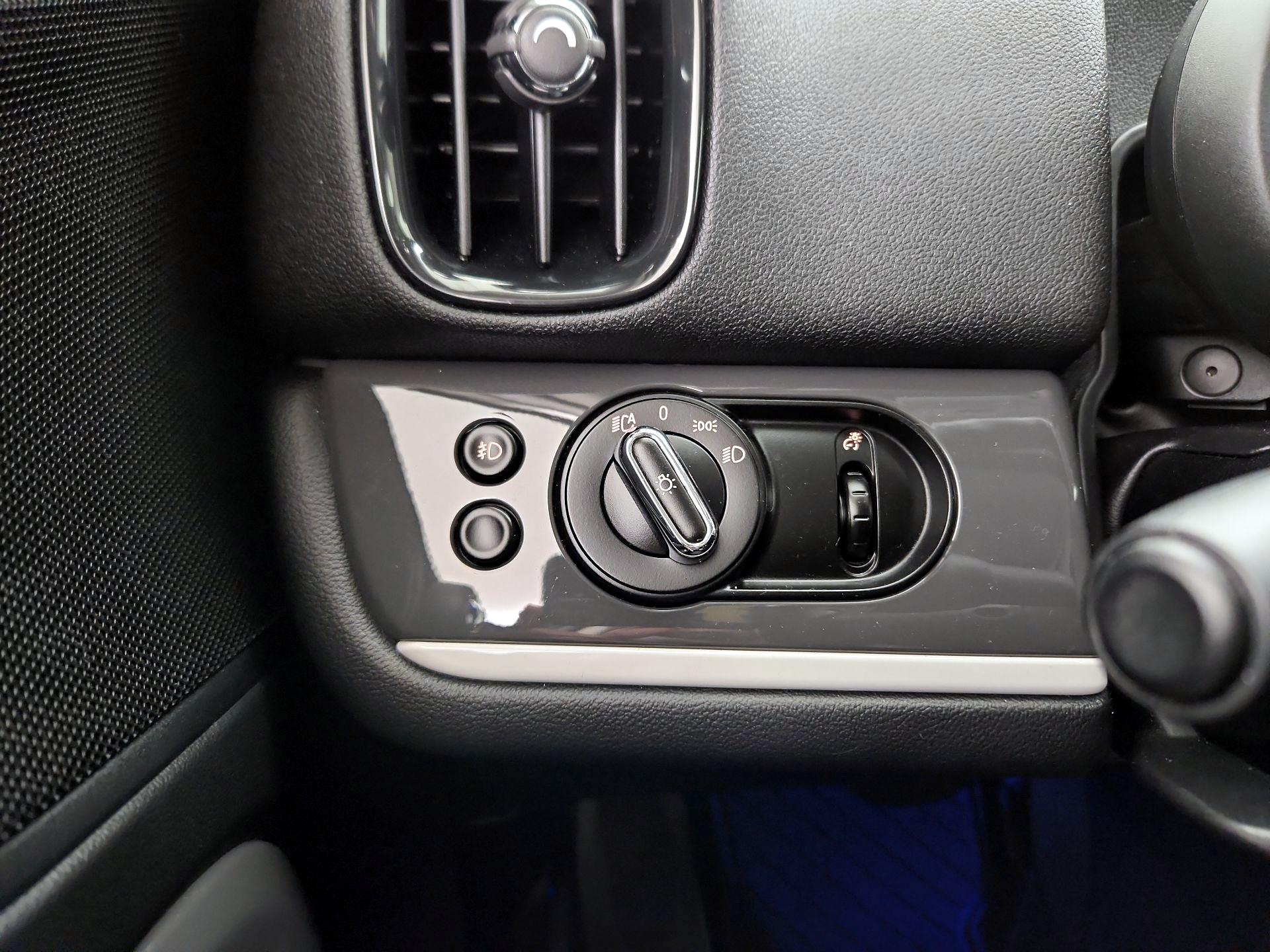 Thumbnail: 2018 MINI Cooper Countryman - 13