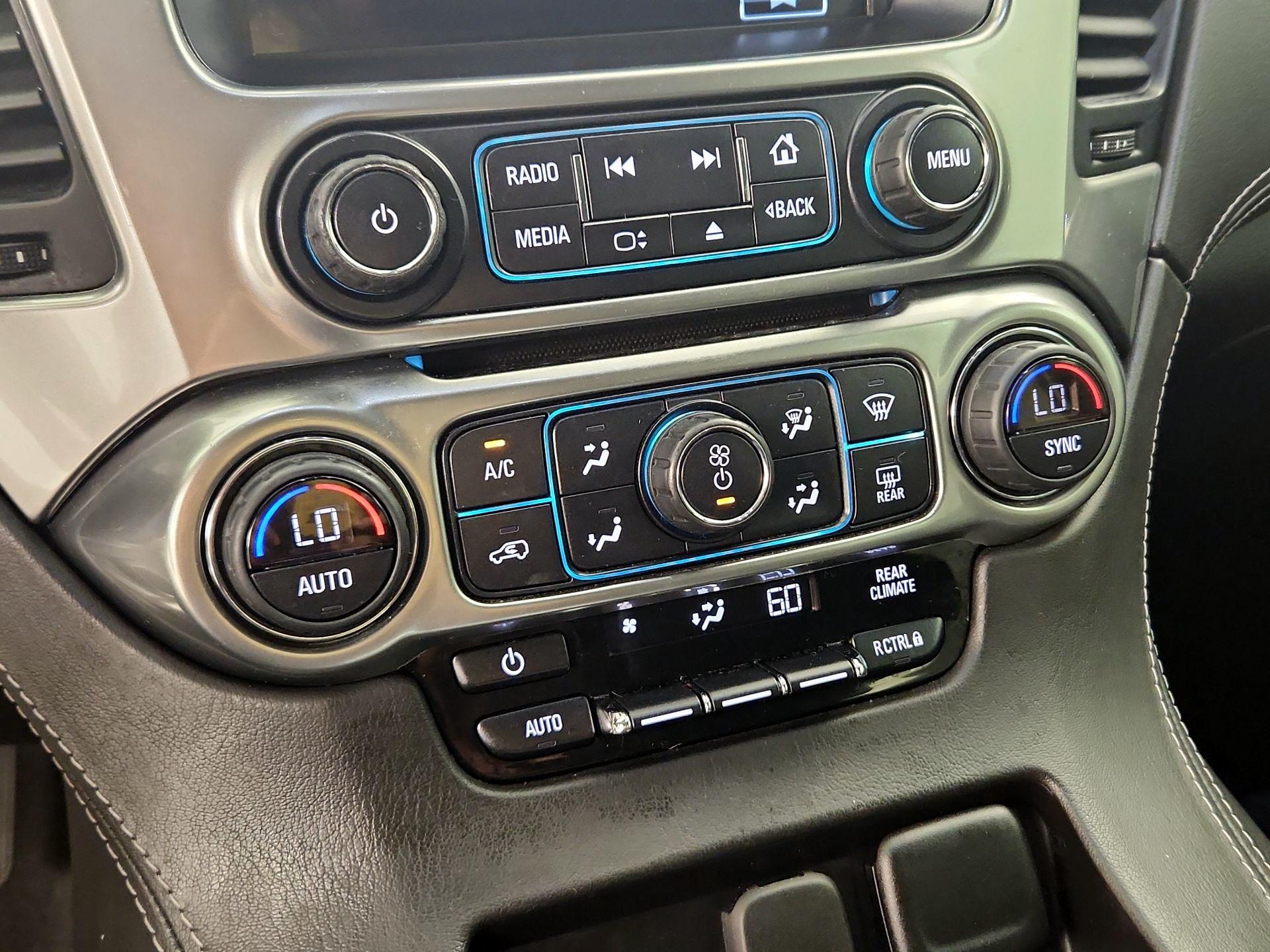 Thumbnail: 2020 Chevrolet Tahoe - 14