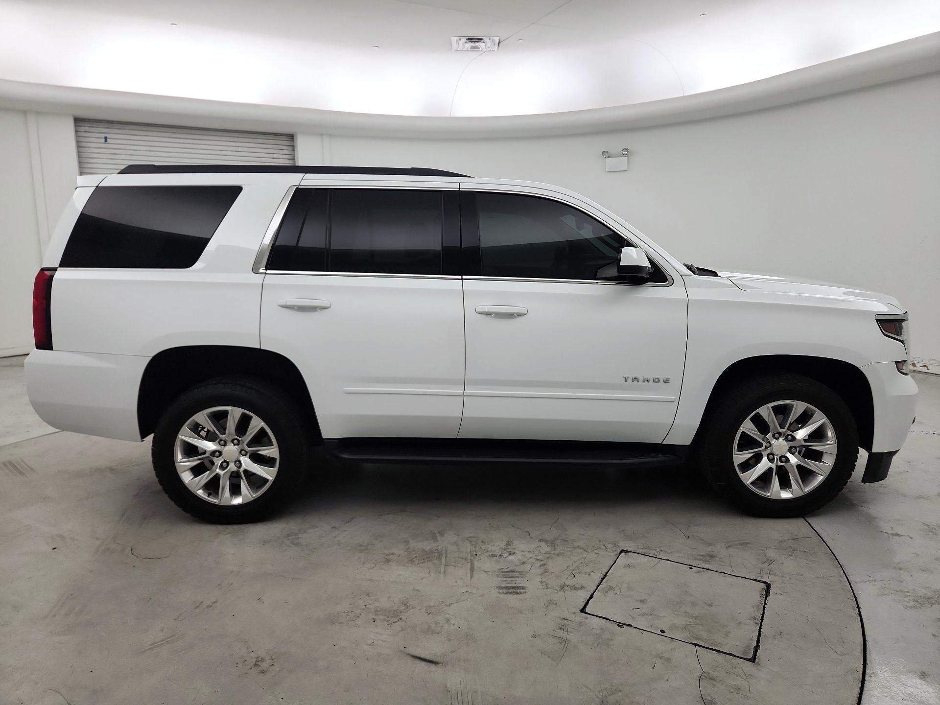 Thumbnail: 2020 Chevrolet Tahoe - 4