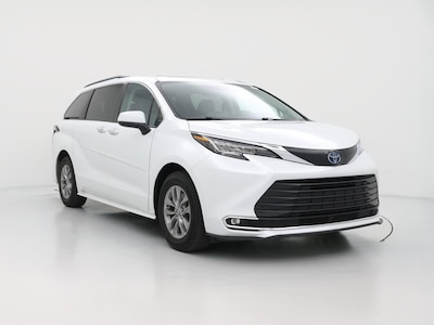 2022 Toyota Sienna Hybrid XLE