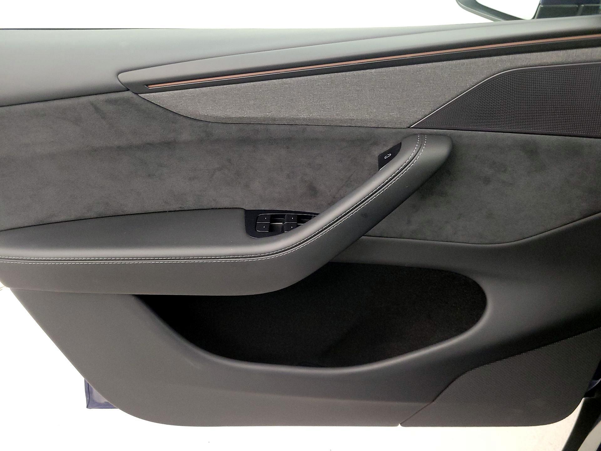 Thumbnail: 2026 Tesla Model Y - 12