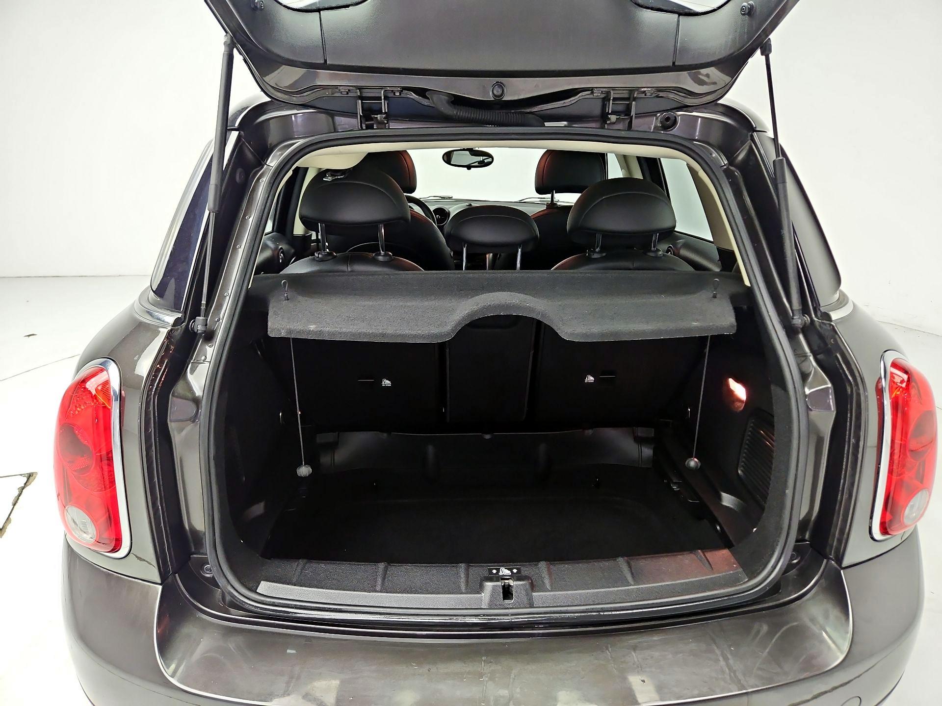 Thumbnail: 2016 MINI Cooper Countryman - 17