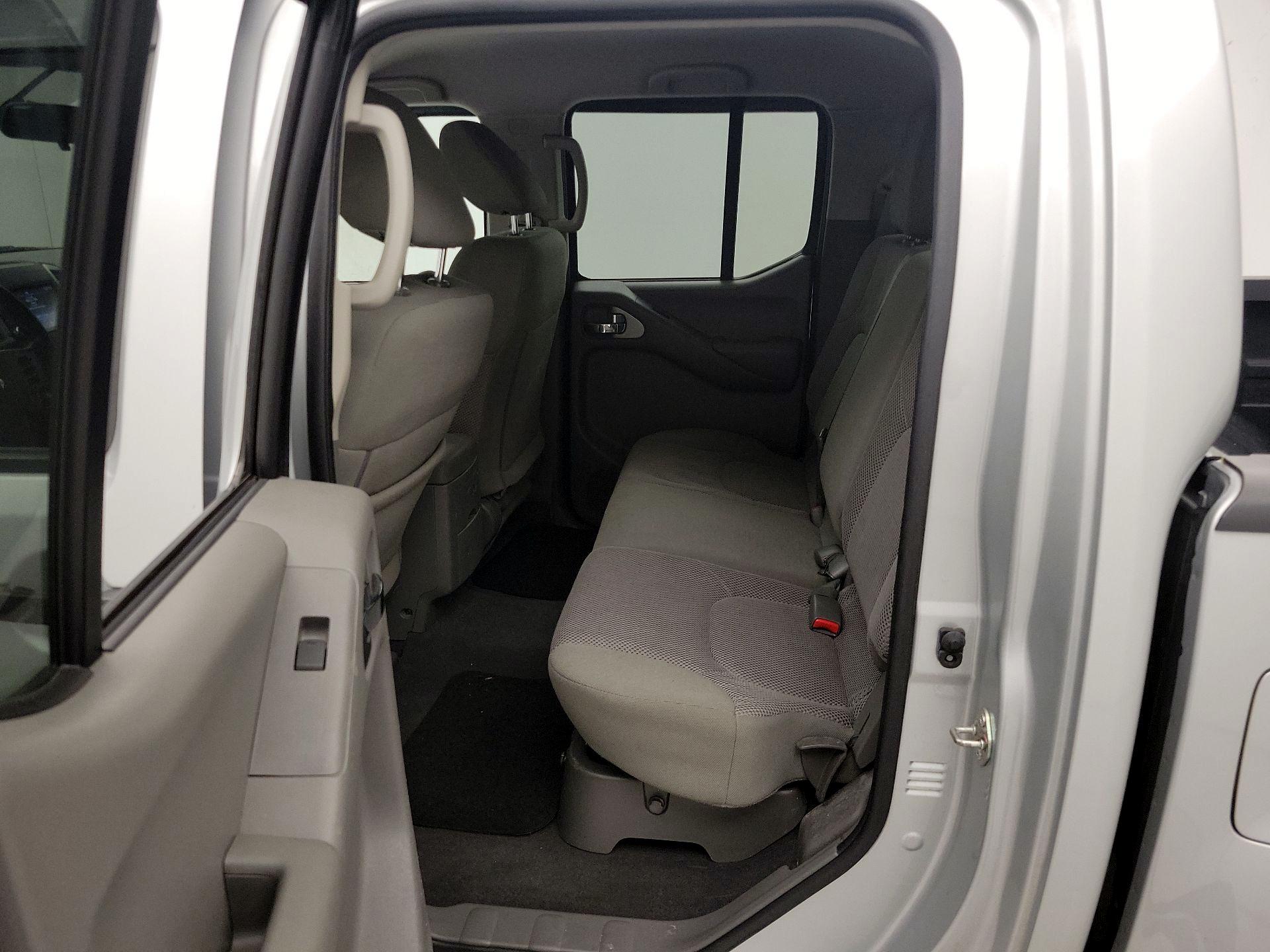 Thumbnail: 2019 Nissan Frontier - 18