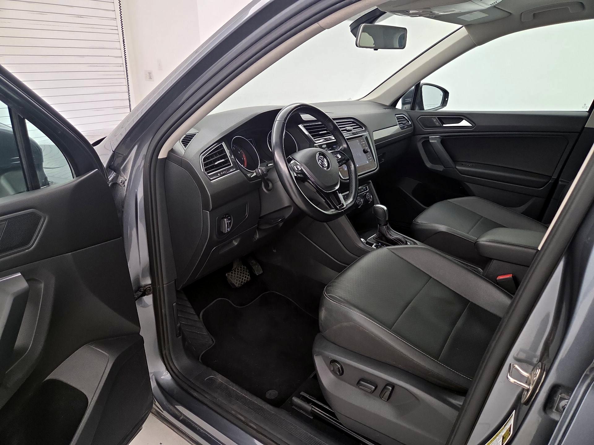 Thumbnail: 2019 Volkswagen Tiguan - 11