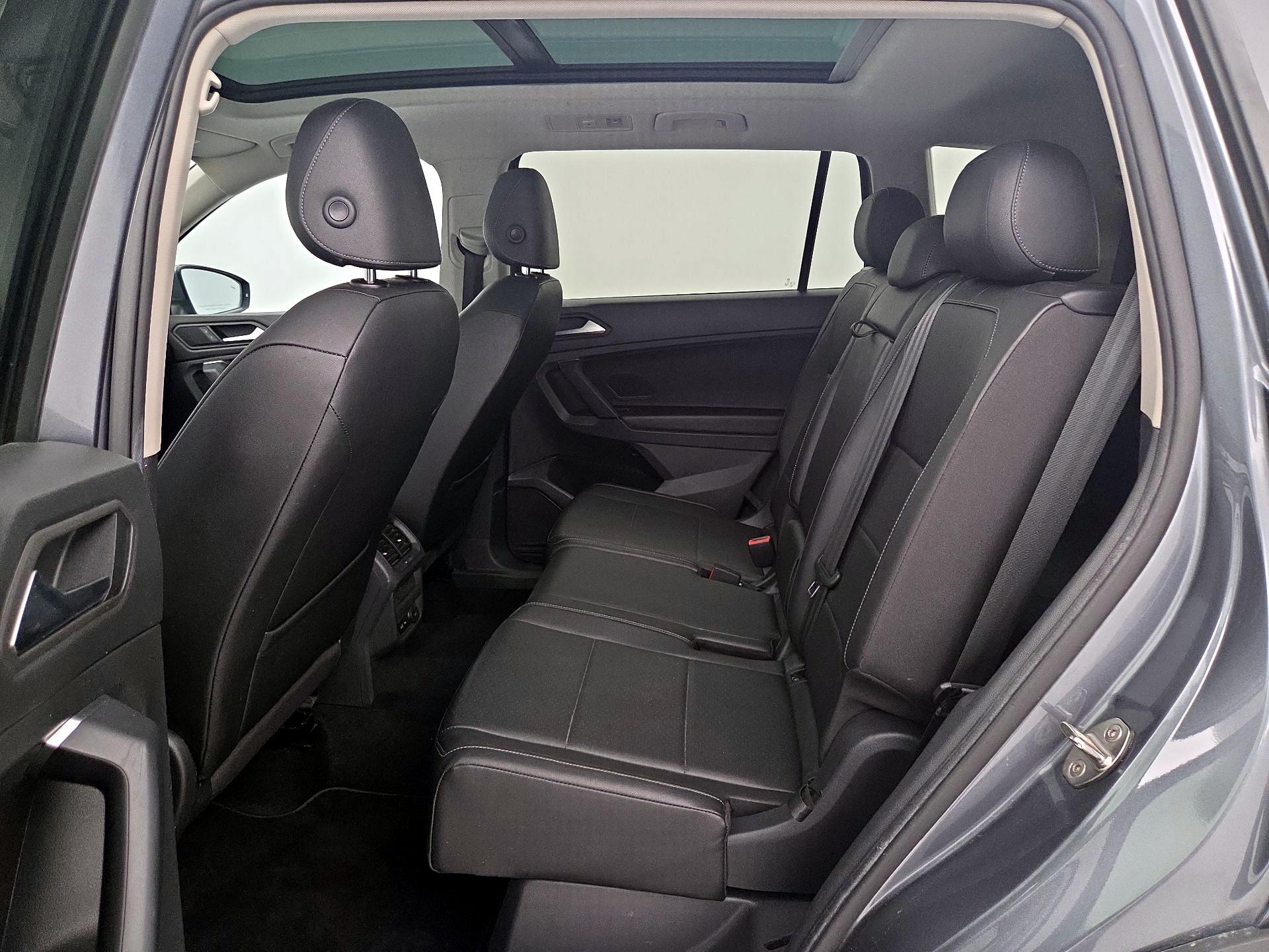 Thumbnail: 2019 Volkswagen Tiguan - 20