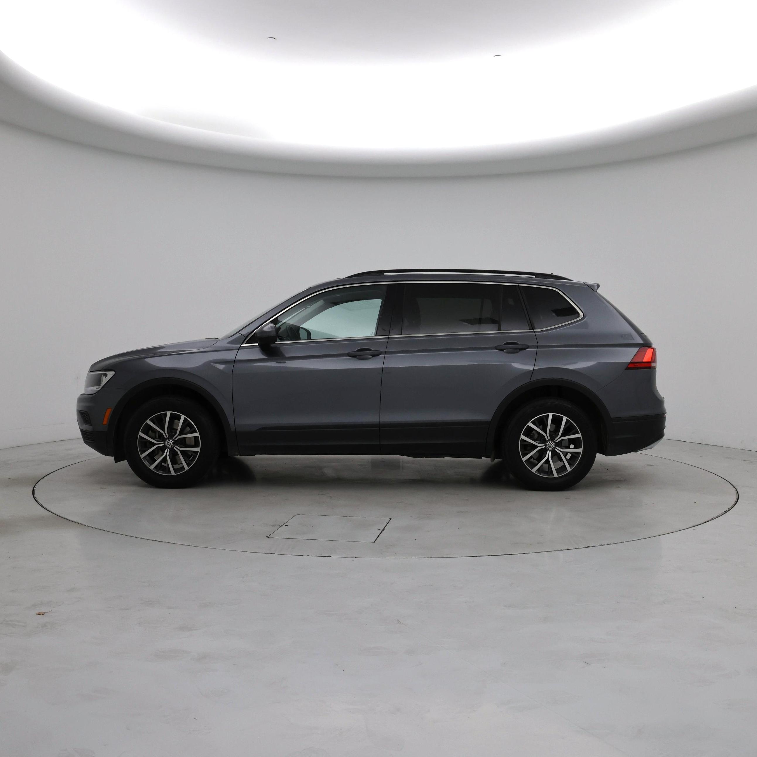Thumbnail: 2019 Volkswagen Tiguan - 3