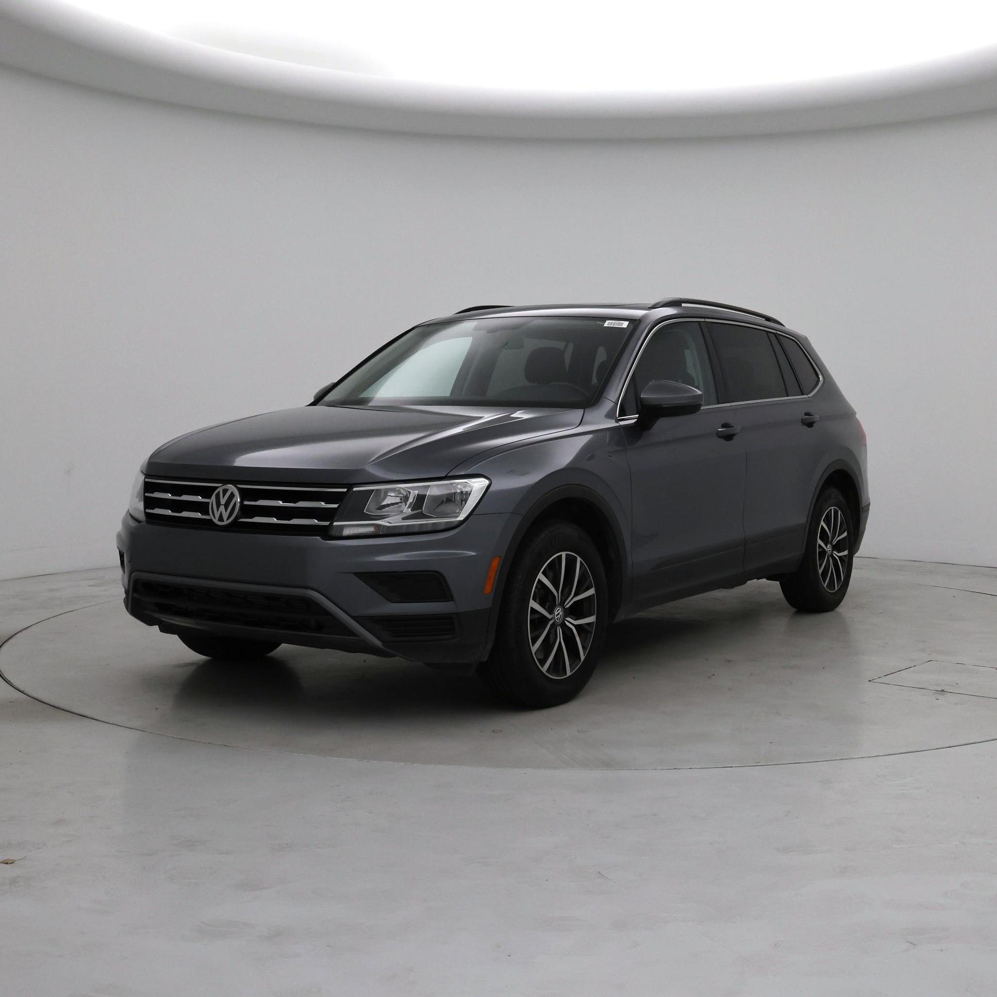 Thumbnail: 2019 Volkswagen Tiguan - 4