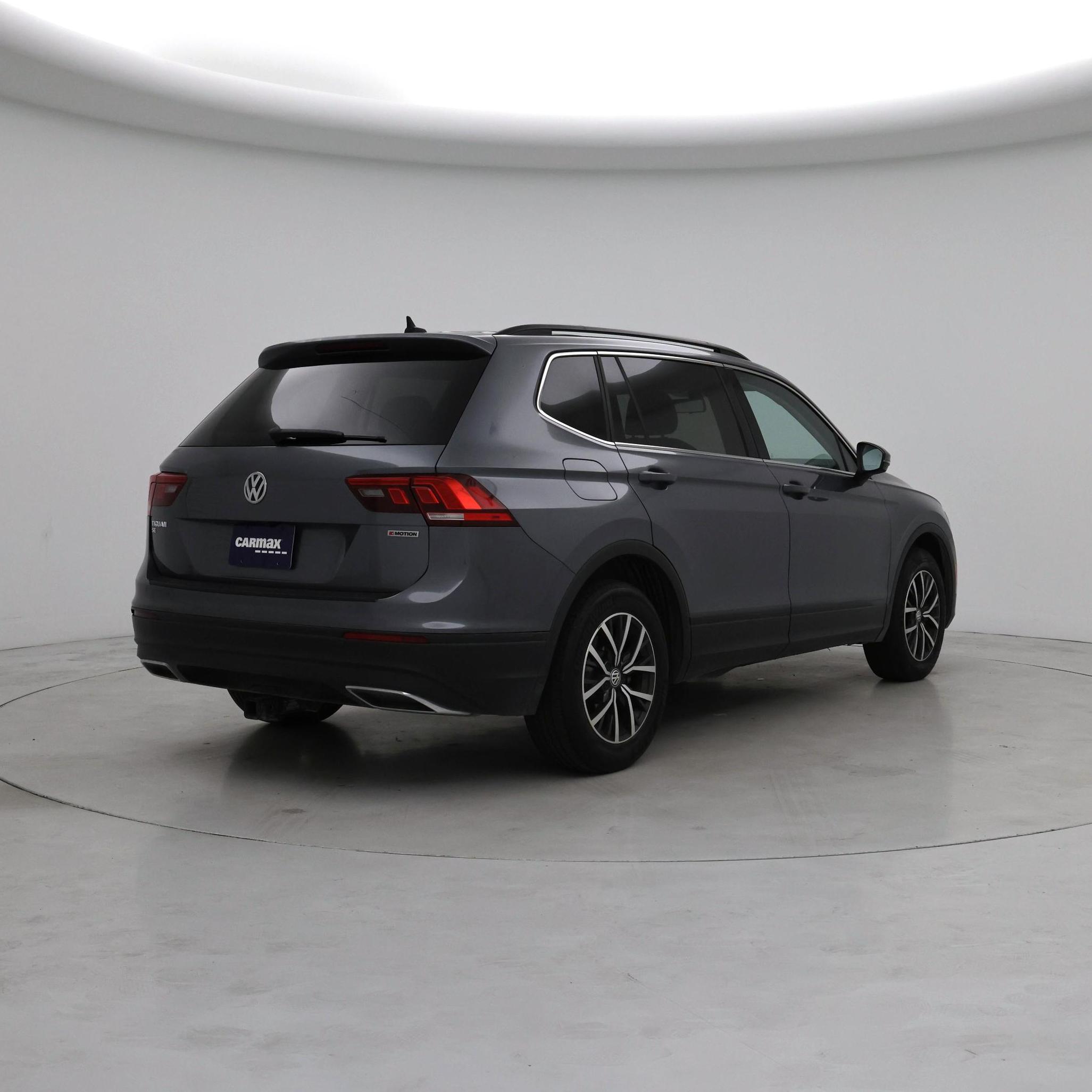Thumbnail: 2019 Volkswagen Tiguan - 8