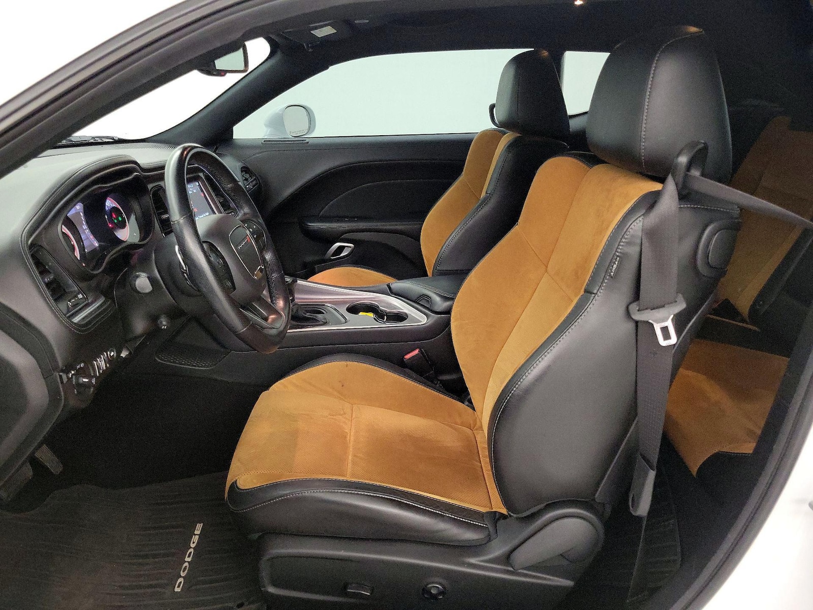 2021 Dodge Challenger R/T - Photo 12
