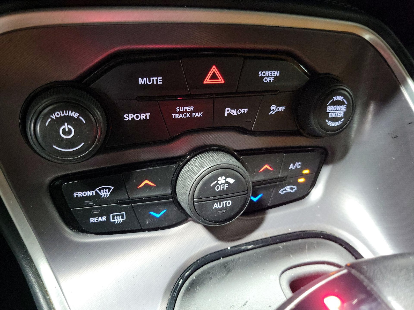 2021 Dodge Challenger R/T - Photo 17
