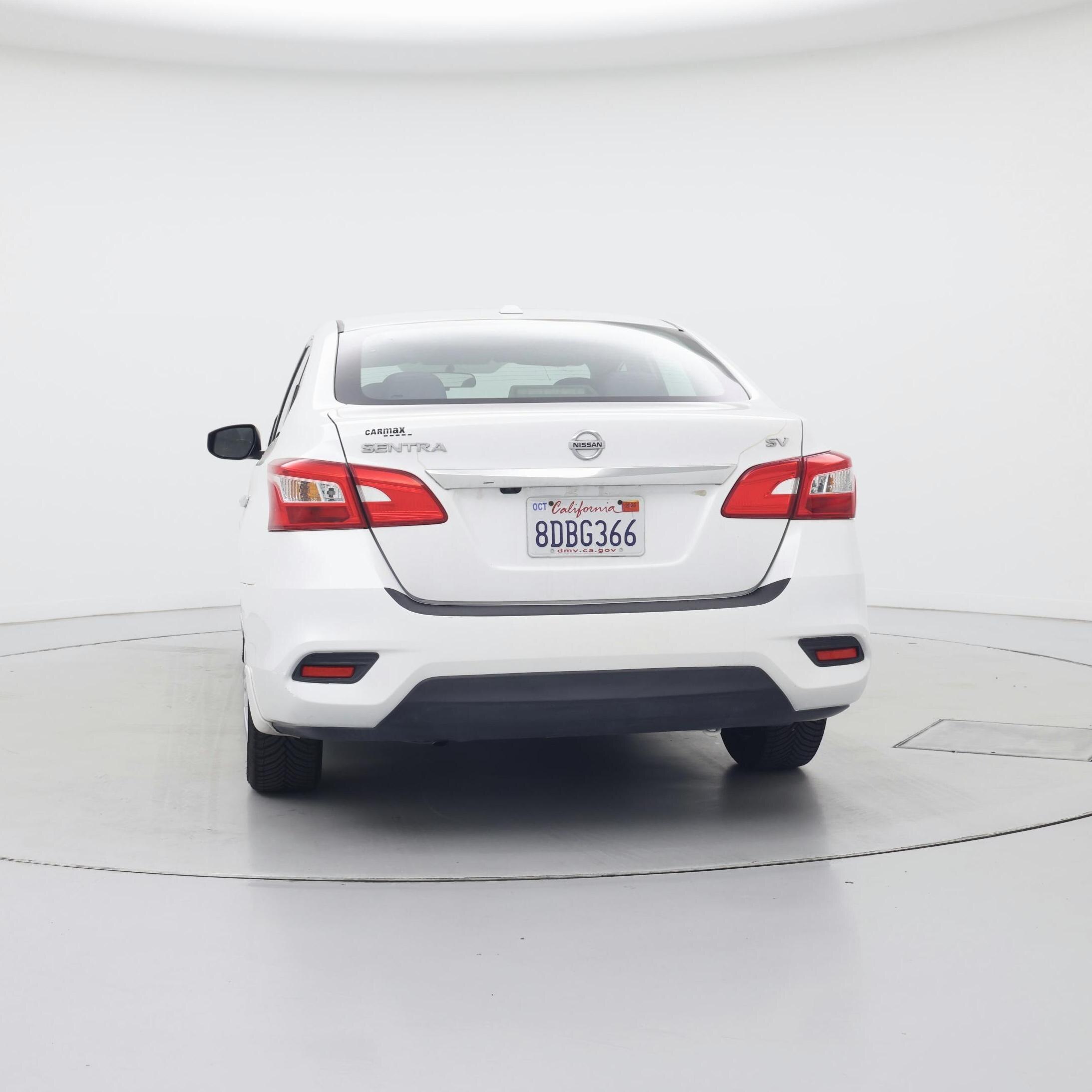 Thumbnail: 2017 Nissan Sentra - 6