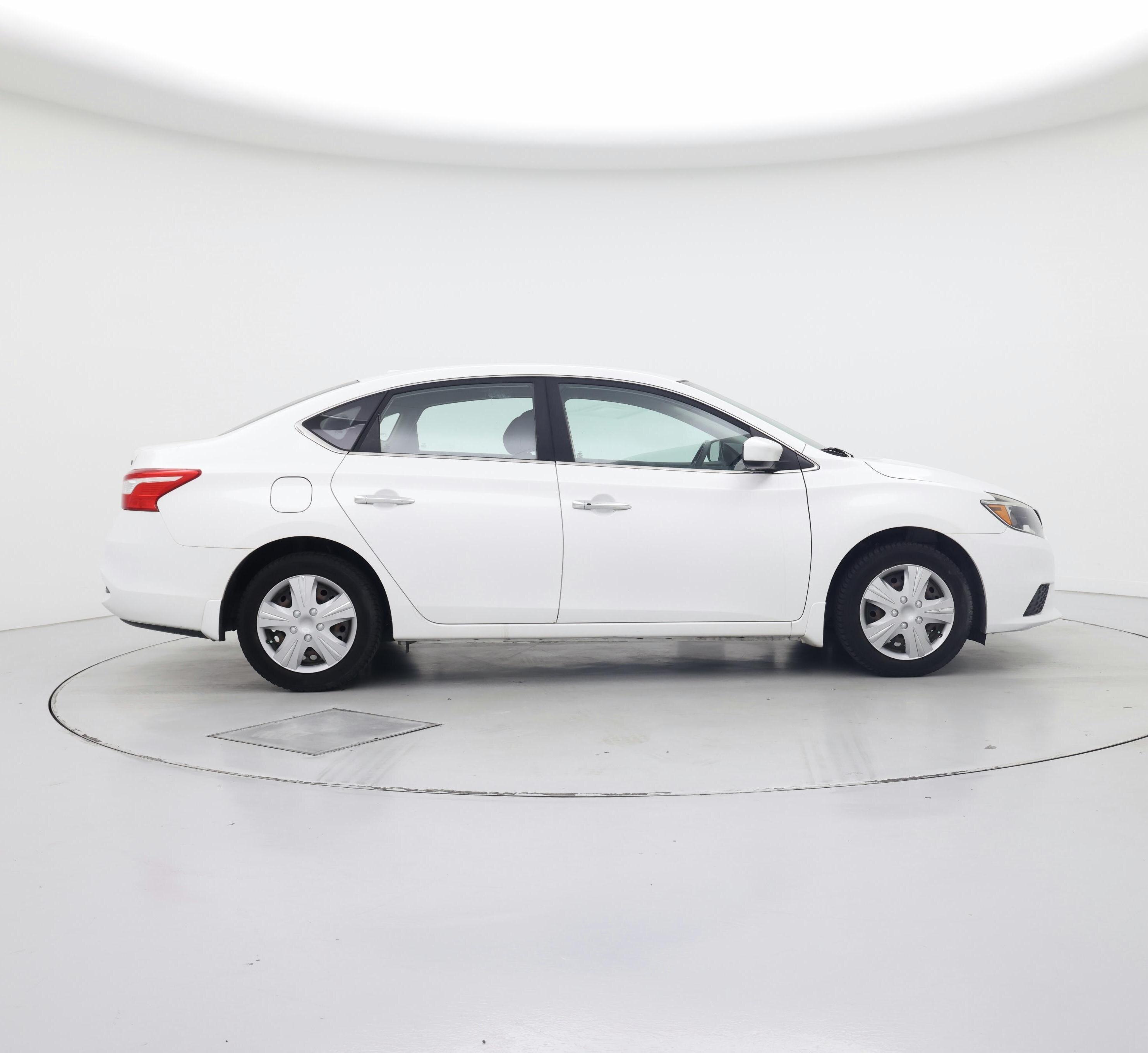 Thumbnail: 2017 Nissan Sentra - 7
