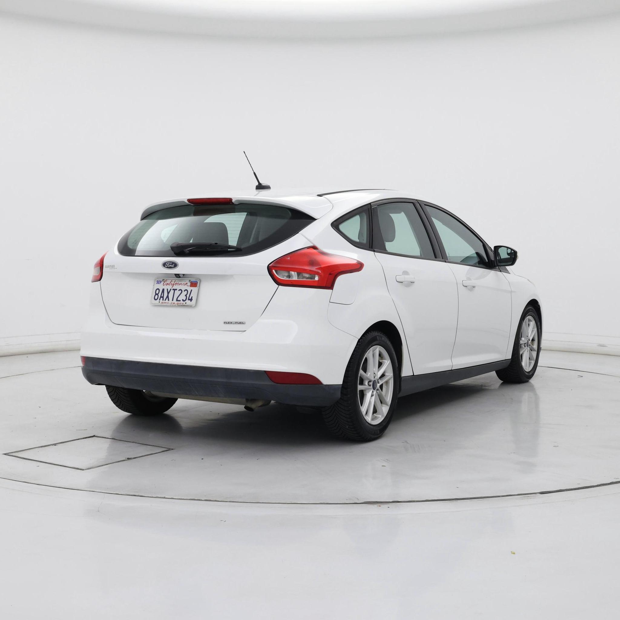 Thumbnail: 2016 Ford Focus - 8