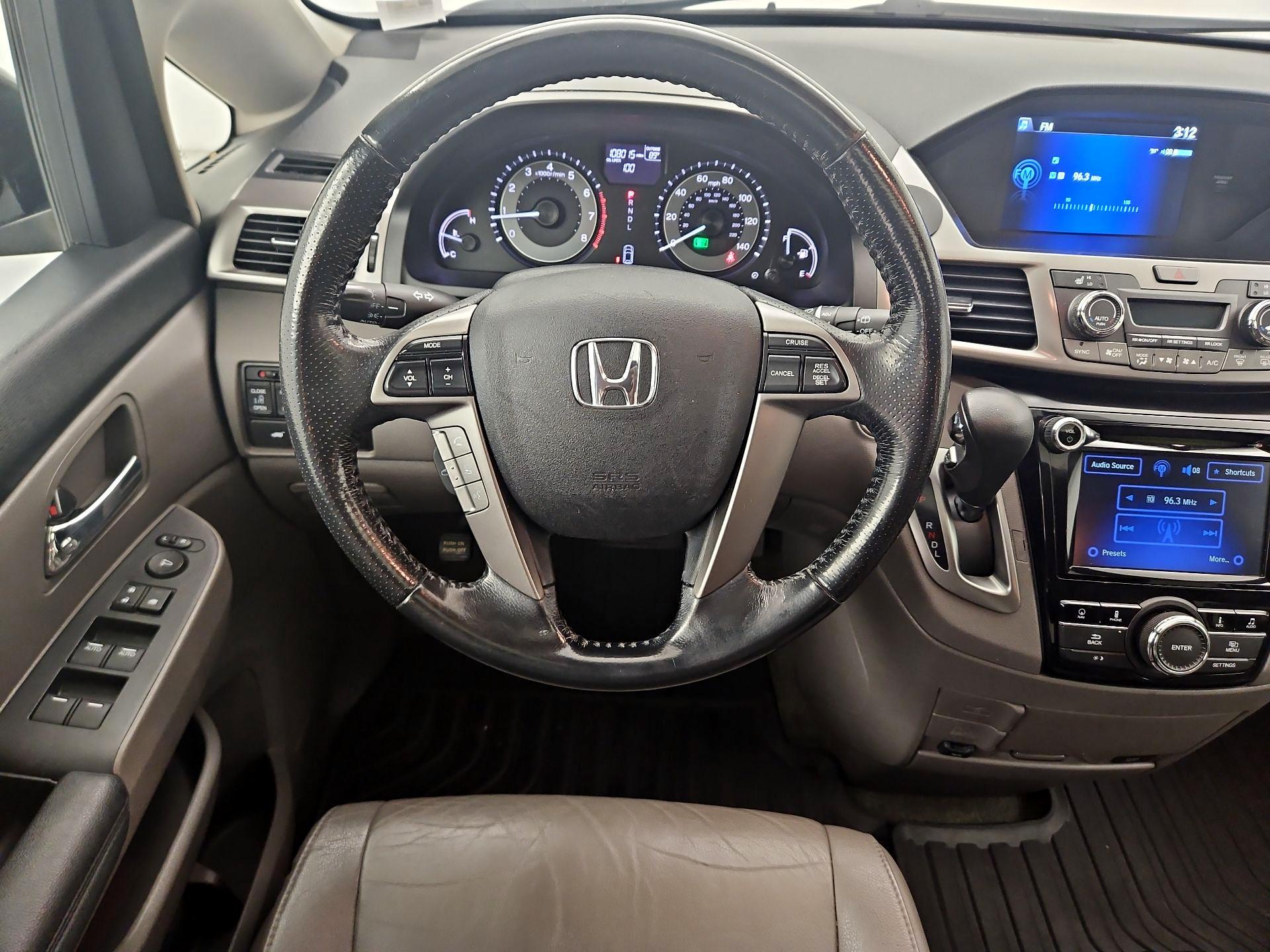 Thumbnail: 2016 Honda Odyssey - 10