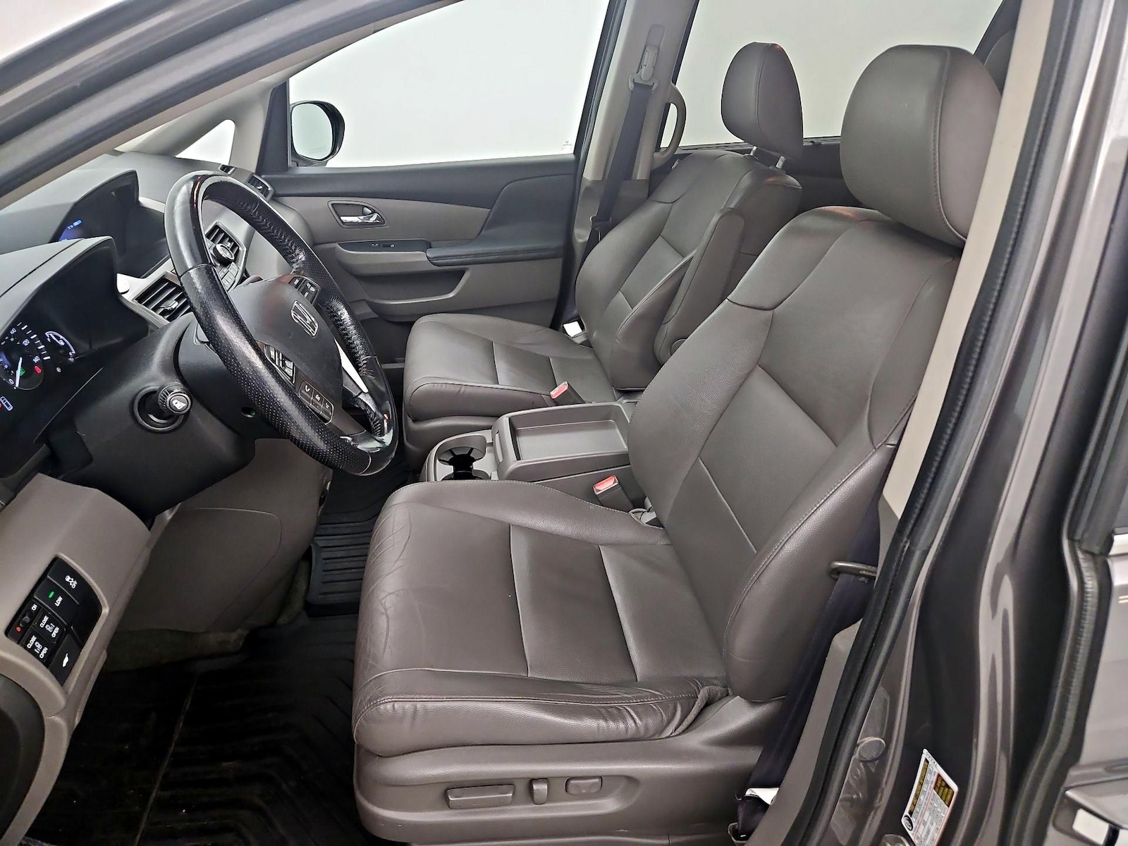 2016 Honda Odyssey EX-L - Photo 12