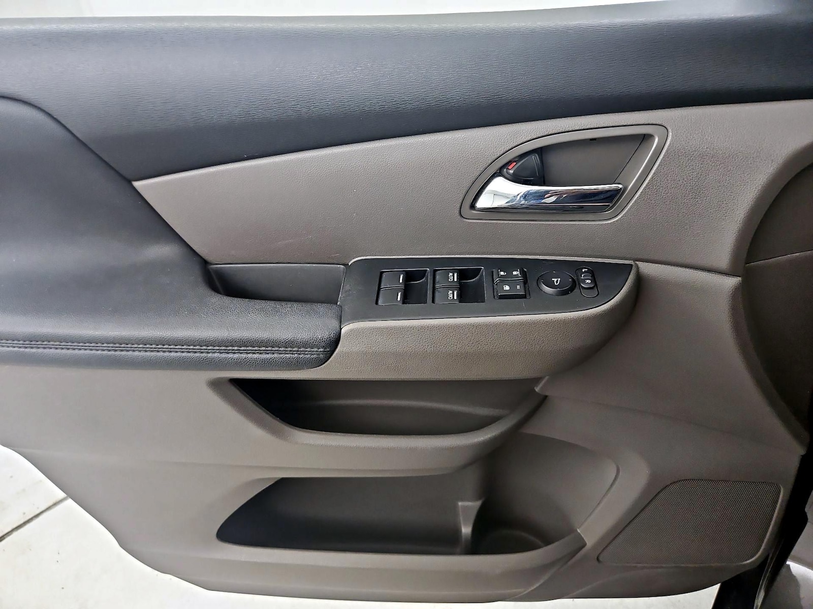 2016 Honda Odyssey EX-L - Photo 13