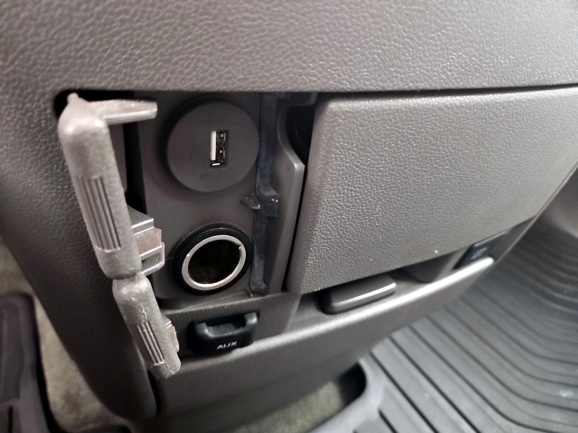 Thumbnail: 2016 Honda Odyssey - 18