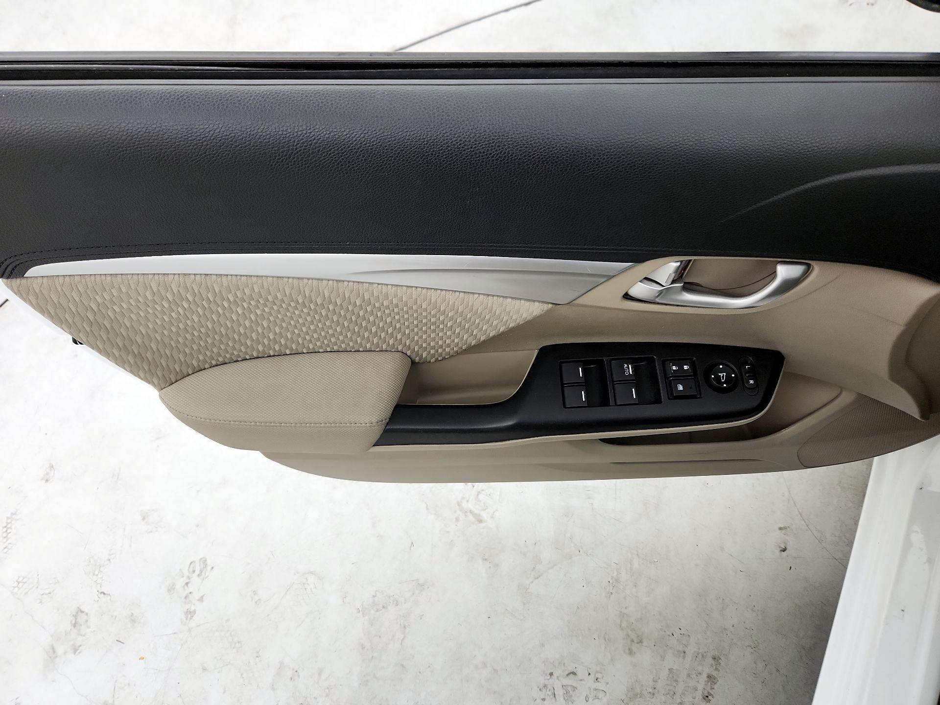 Thumbnail: 2014 Honda Civic - 12