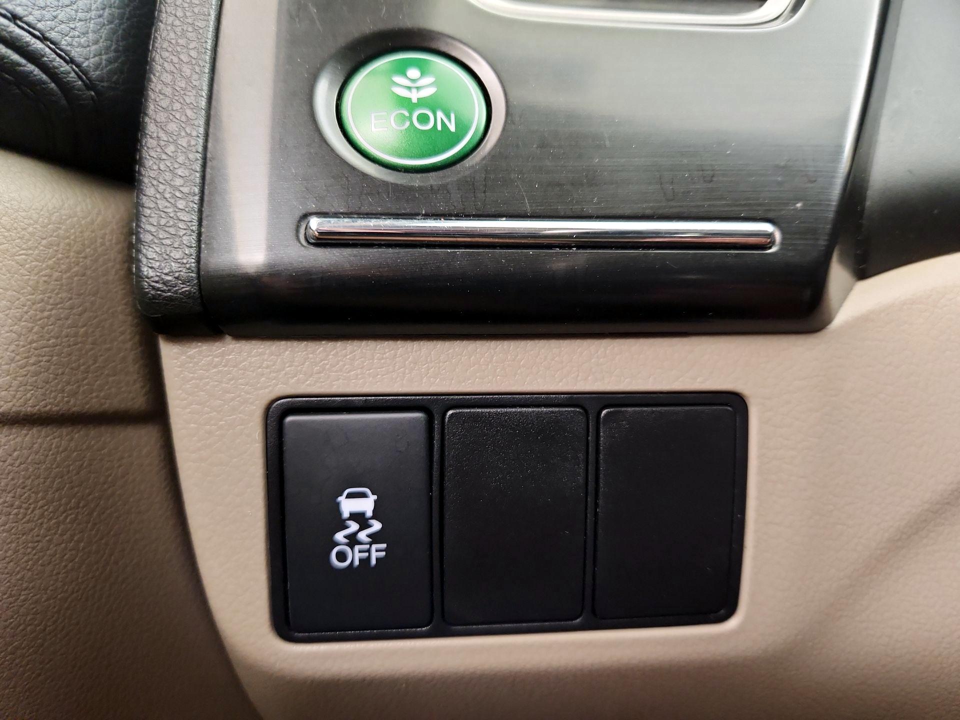 Thumbnail: 2014 Honda Civic - 13