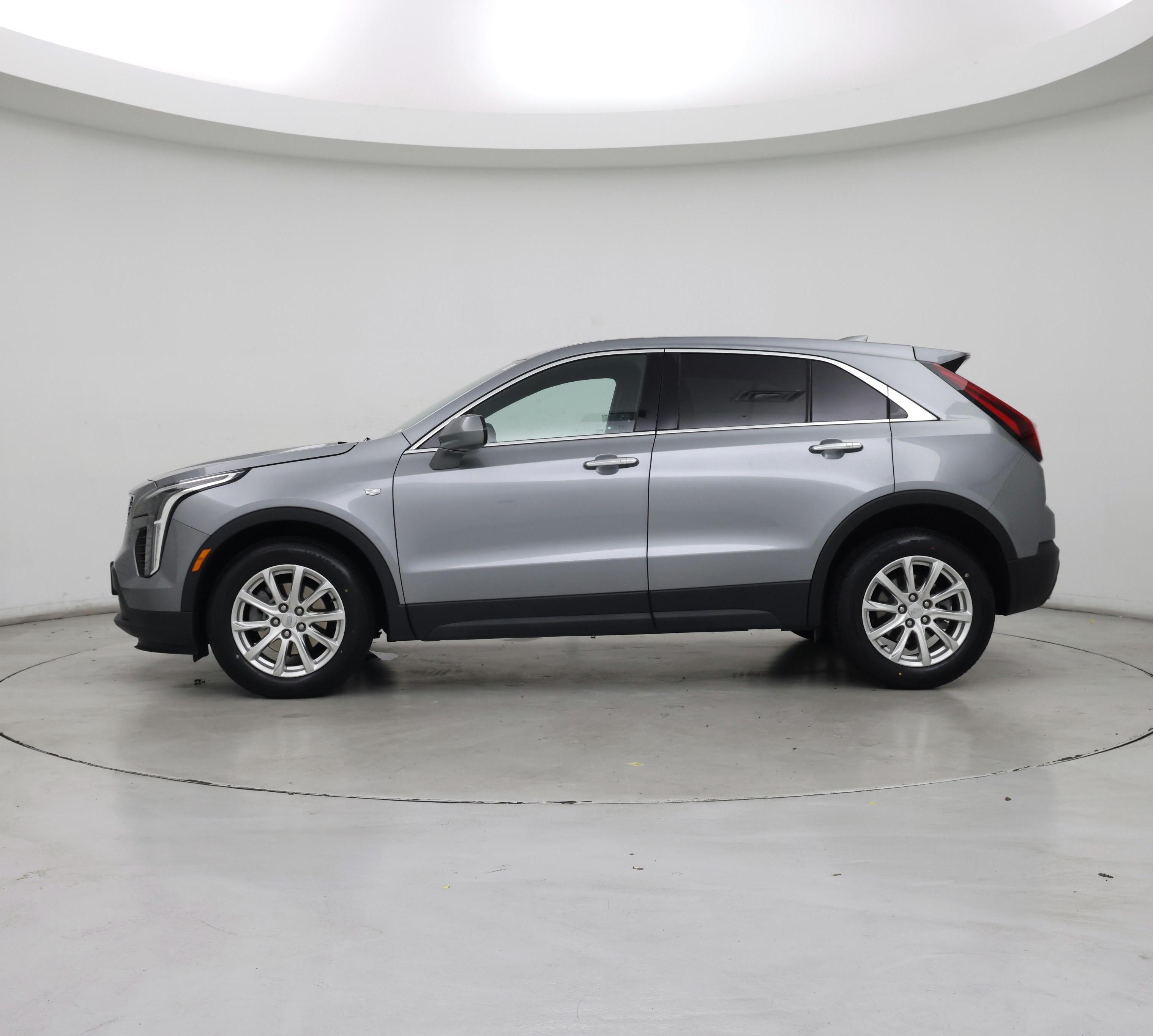 Thumbnail: 2023 Cadillac XT4 - 3