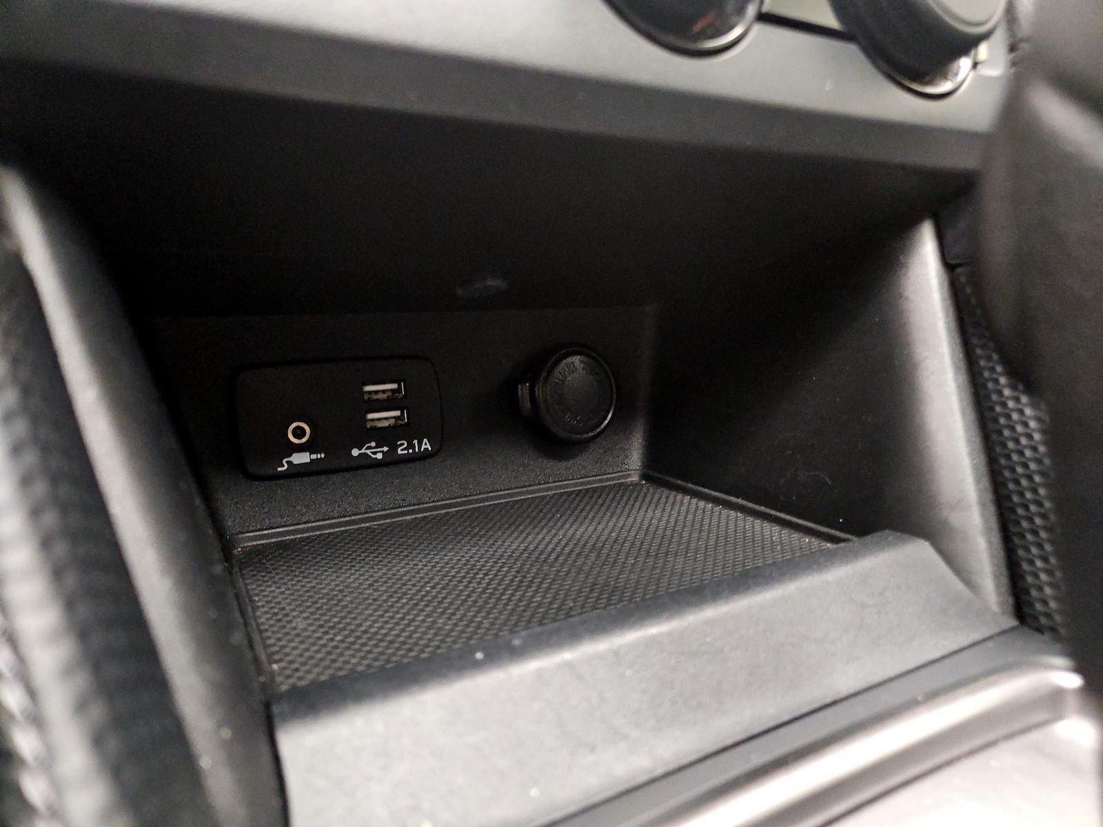 2024 Subaru Forester Premium - Photo 19