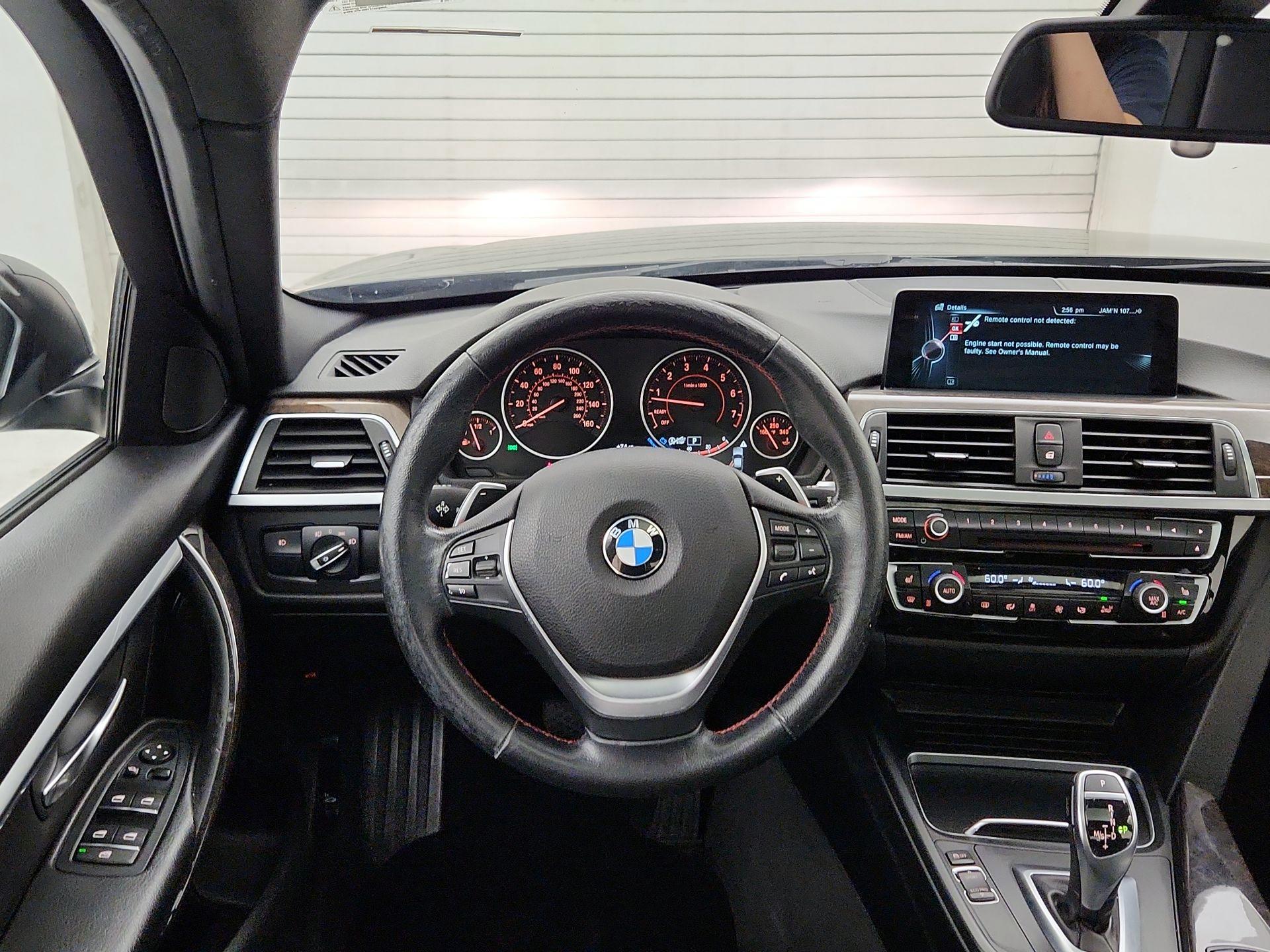 Thumbnail: 2016 BMW 3 Series - 10