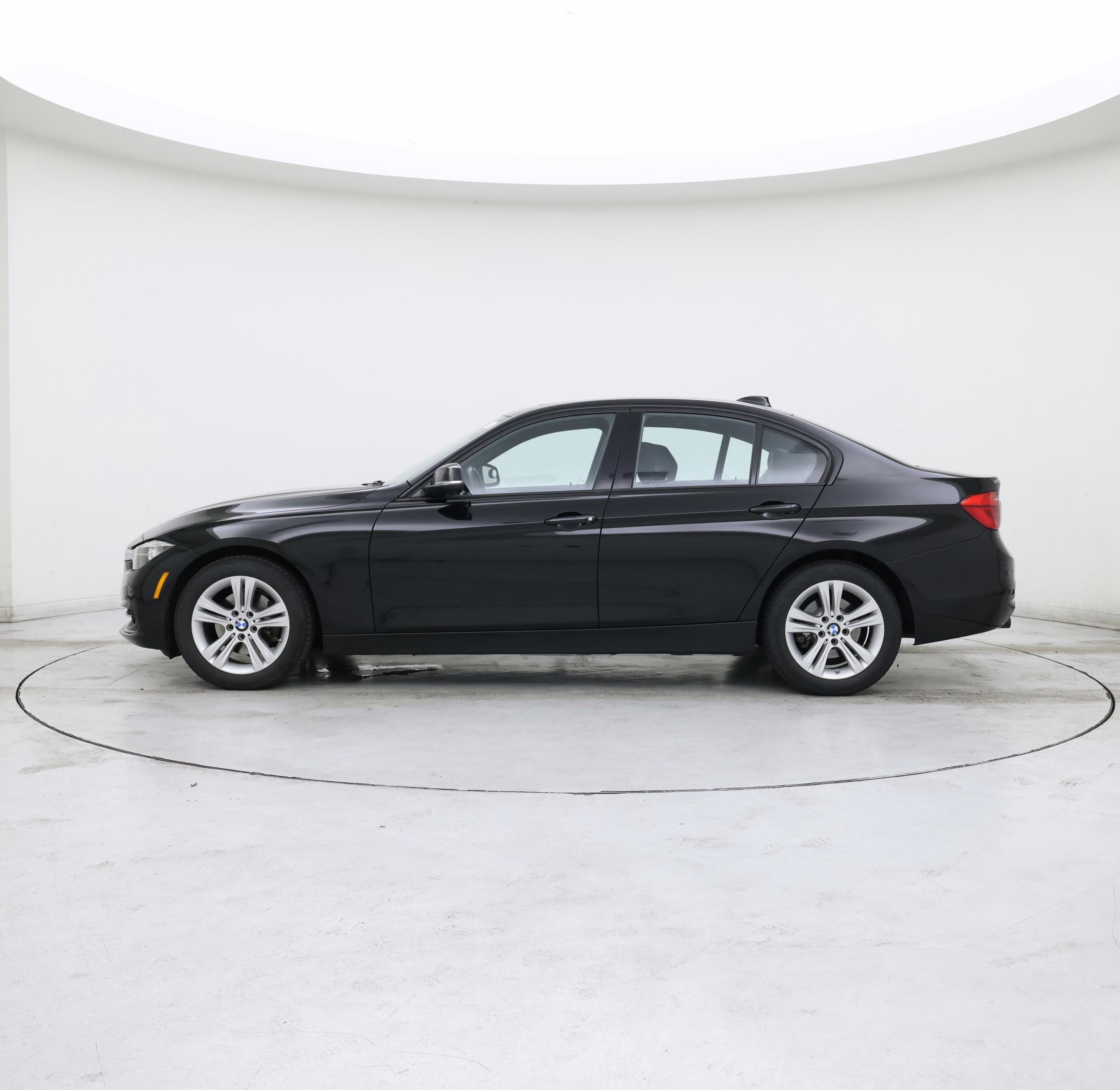 Thumbnail: 2016 BMW 3 Series - 3