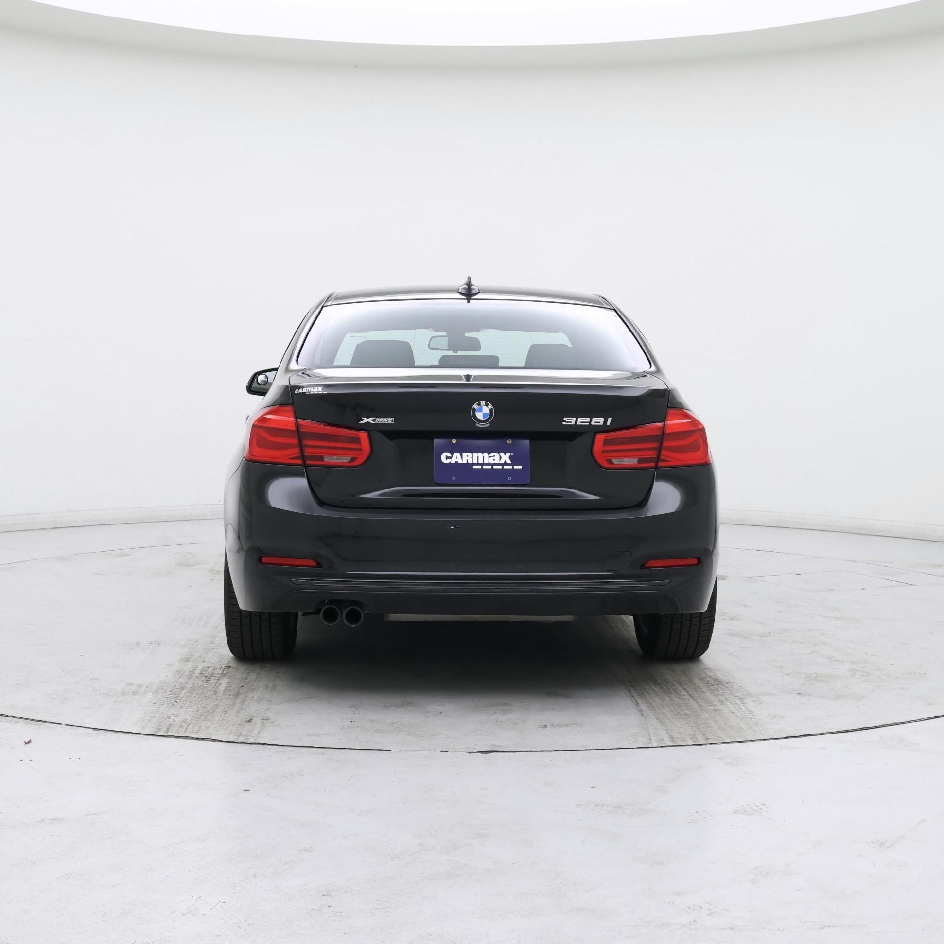 Thumbnail: 2016 BMW 3 Series - 6