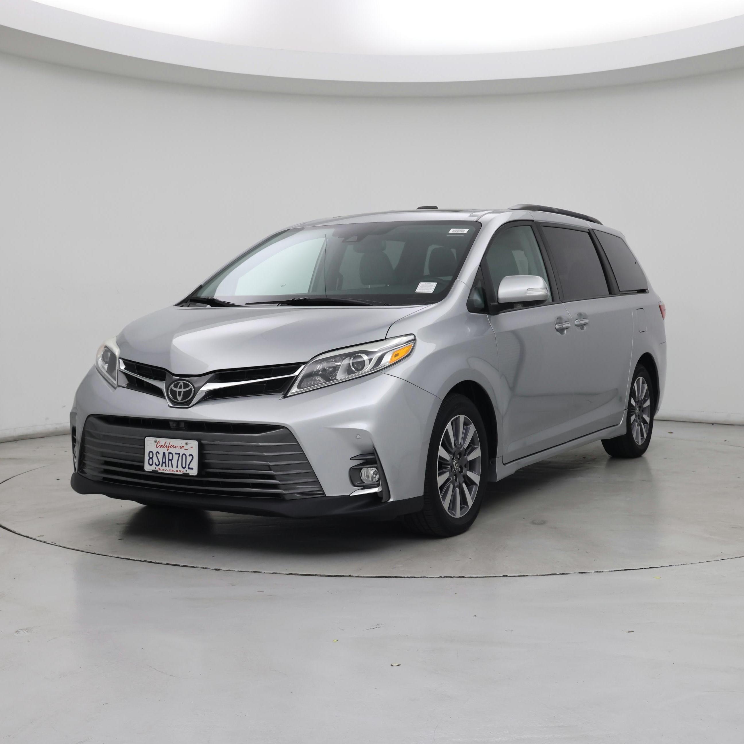 Thumbnail: 2020 Toyota Sienna - 4