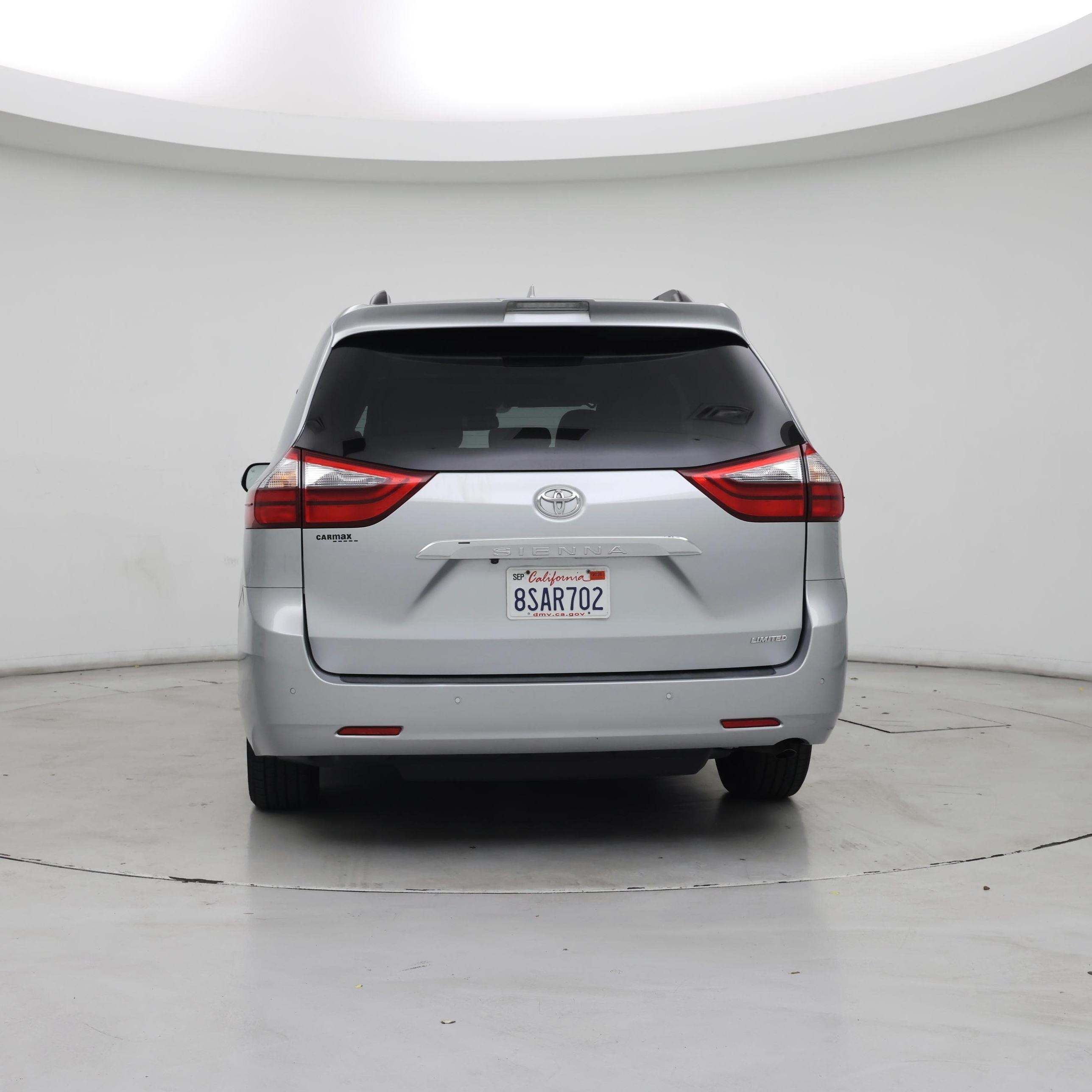 Thumbnail: 2020 Toyota Sienna - 6