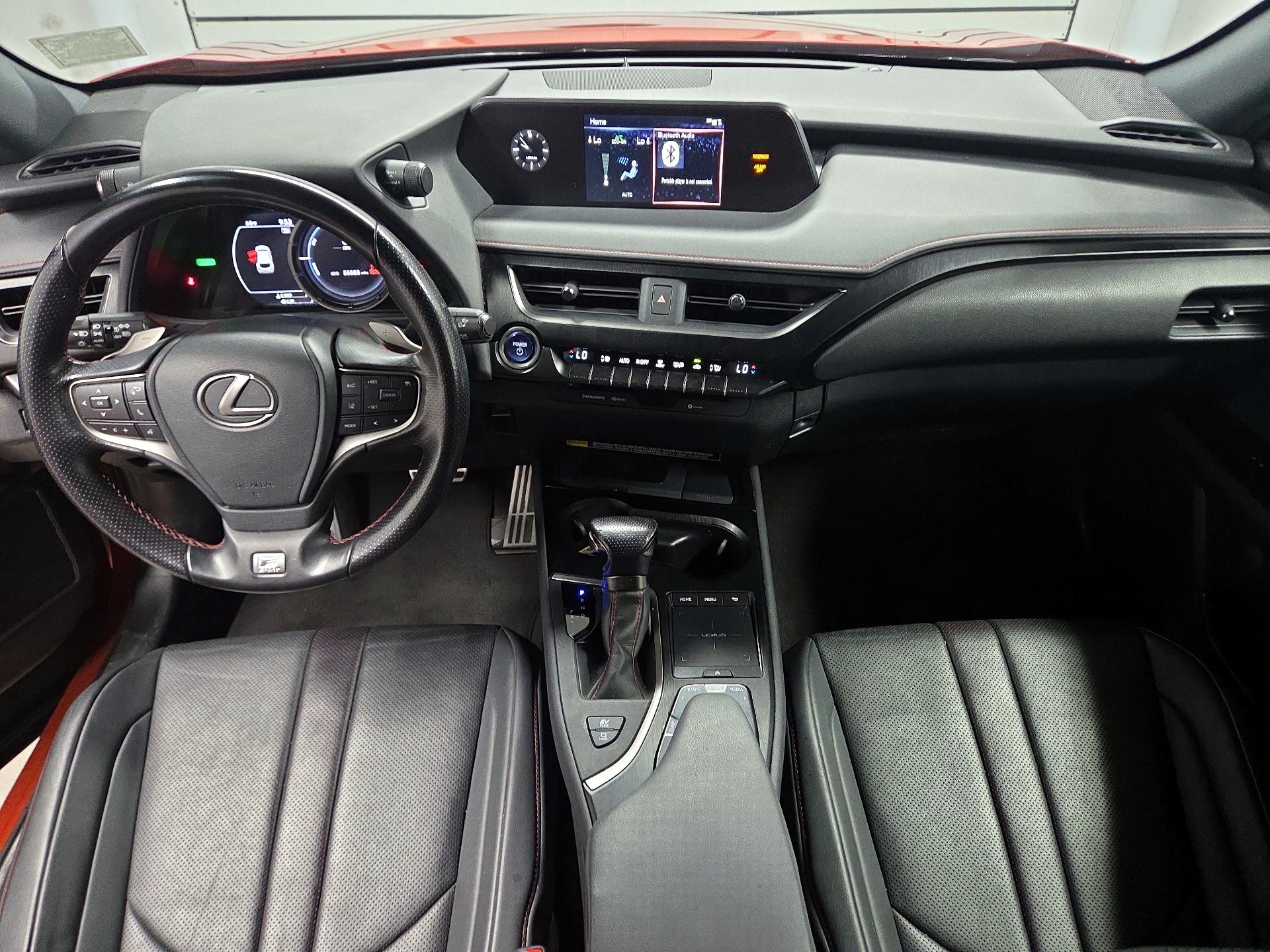 Thumbnail: 2021 Lexus UX - 9
